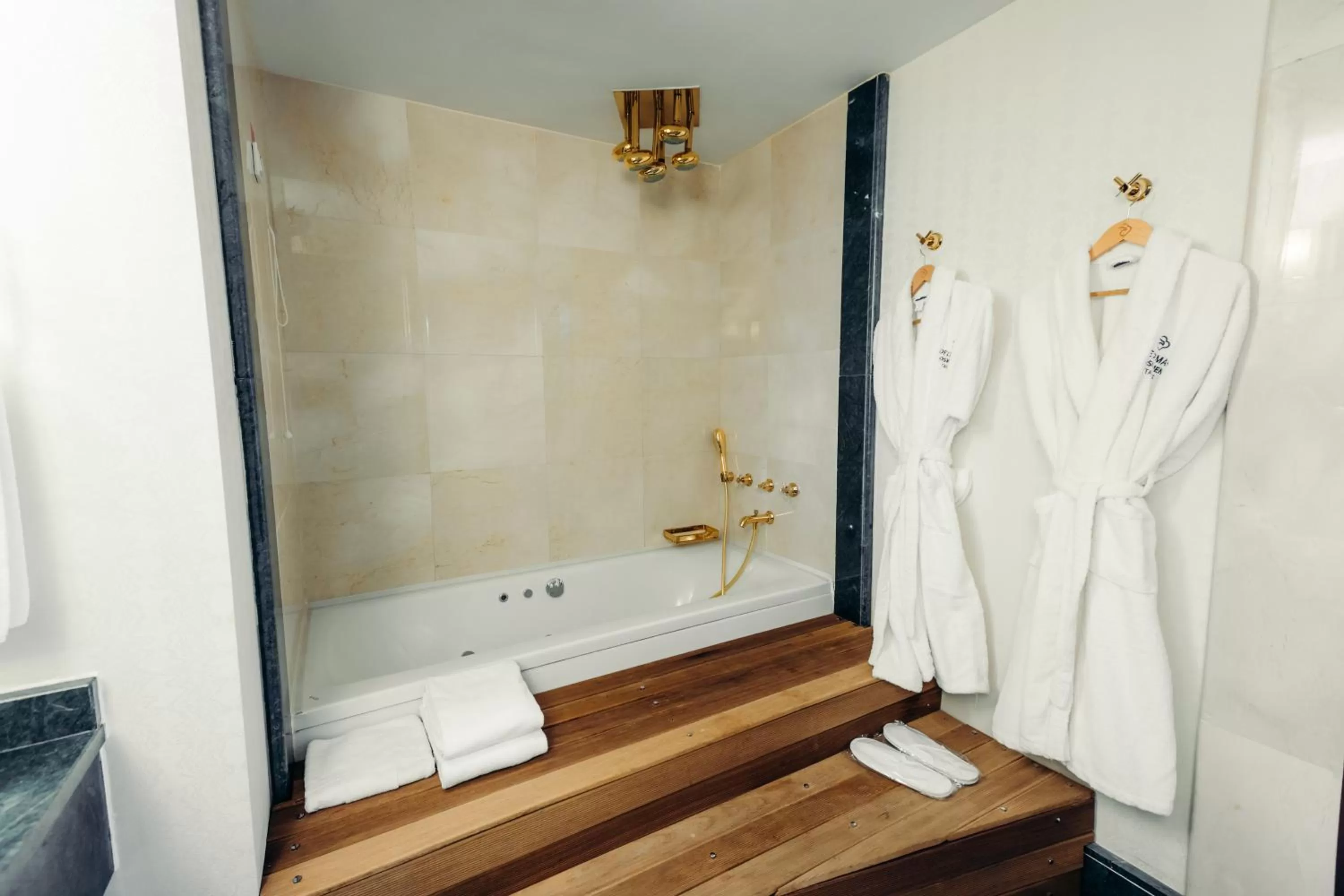 Bathroom in Dedeman Oskemen Hotel