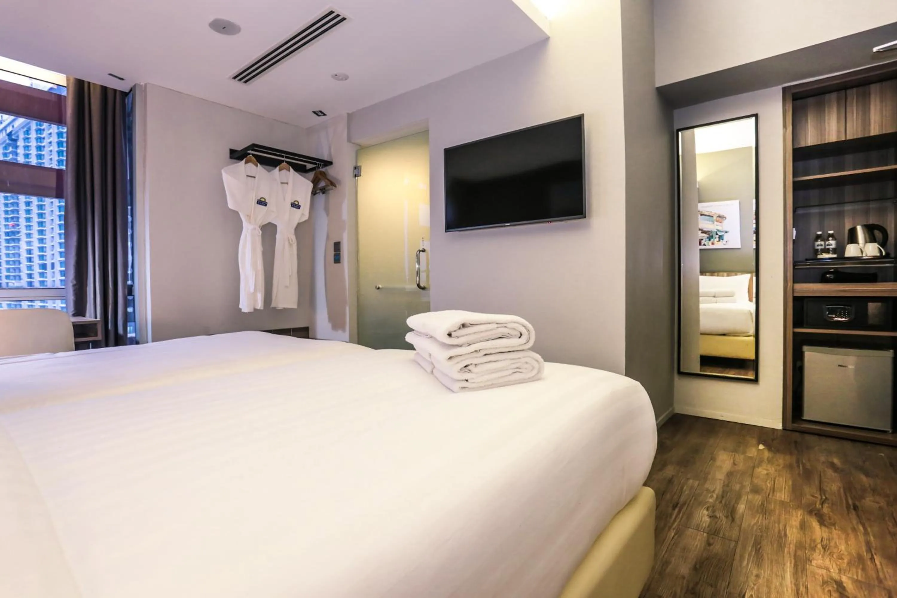Bedroom, Bed in Days Hotel & Suites by Wyndham KL - Chan Sow Lin MRT or LRT