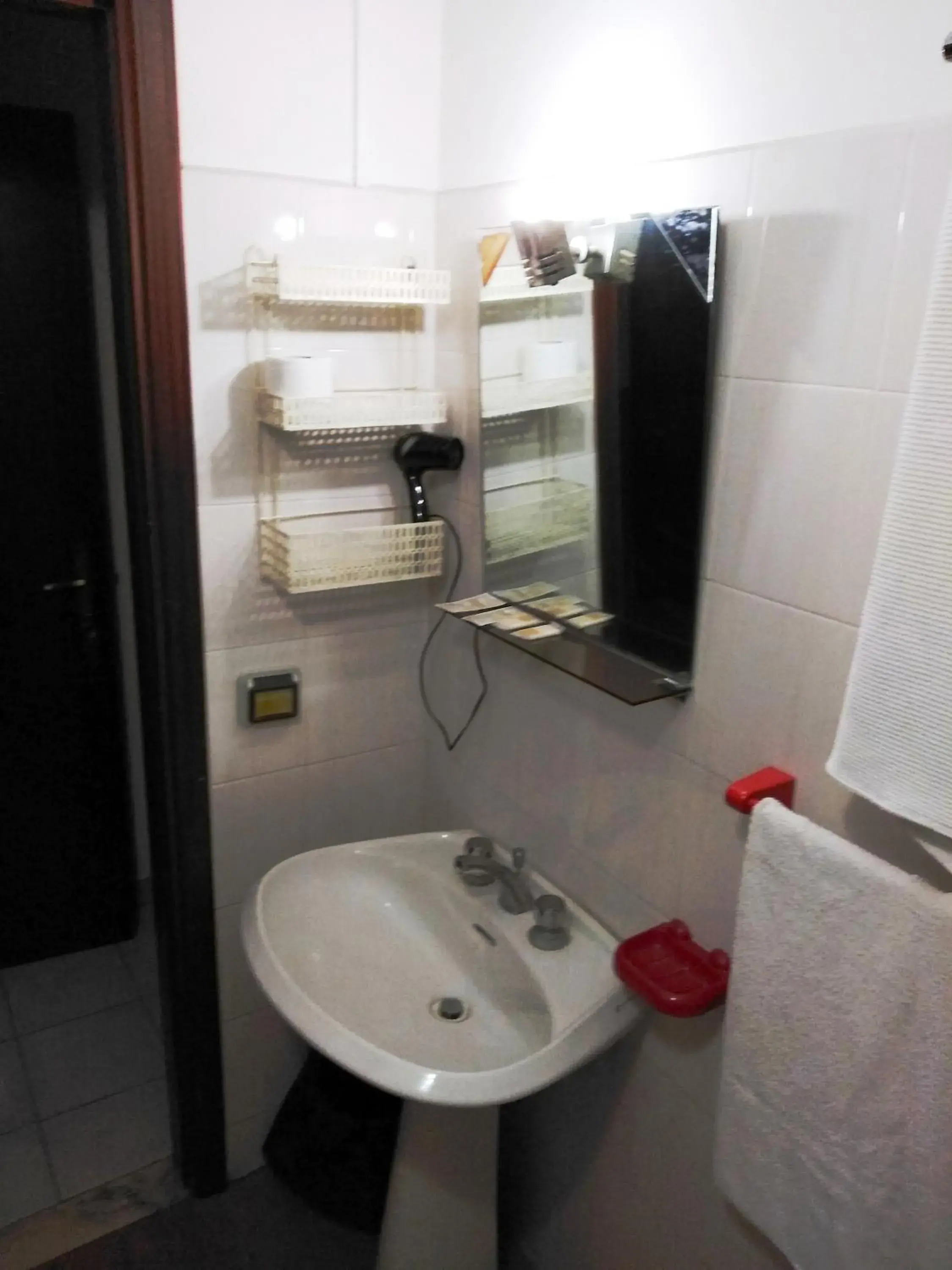 Bathroom in Hotel Eliseo