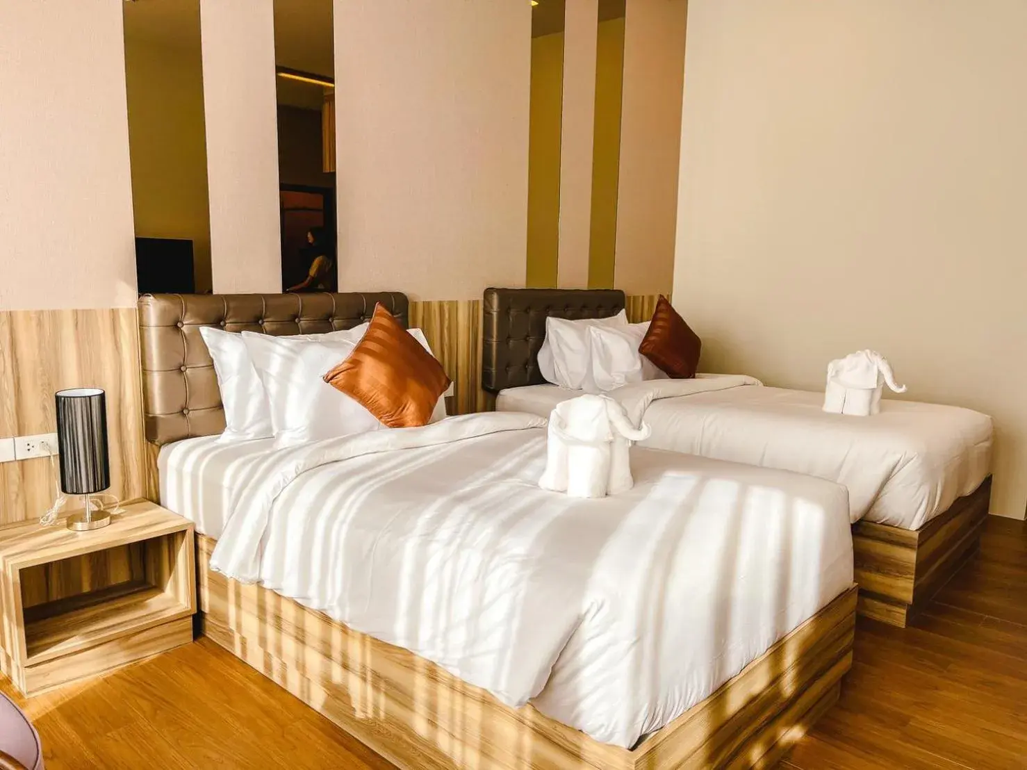 Bedroom, Bed in Sukruethai Hotel Chiang Mai - โรงแรมสุขฤทัย เชียงใหม่ Bedroom, Bed in Sukruethai Hotel Chiang Mai - โรงแรมสุขฤทัย เชียงใหม่