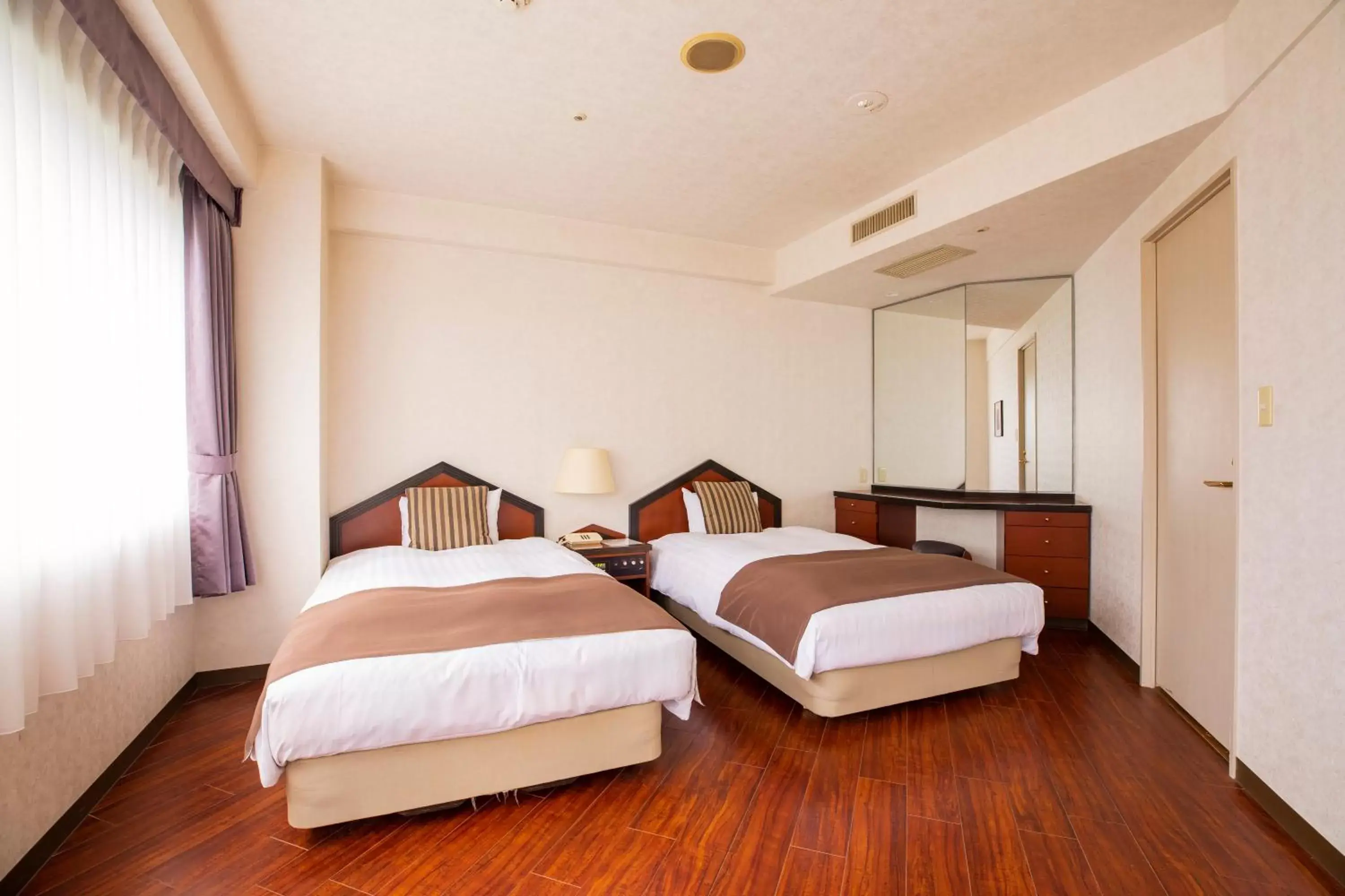 Photo of the whole room, Bed in Otaru Asari Classe Hotel