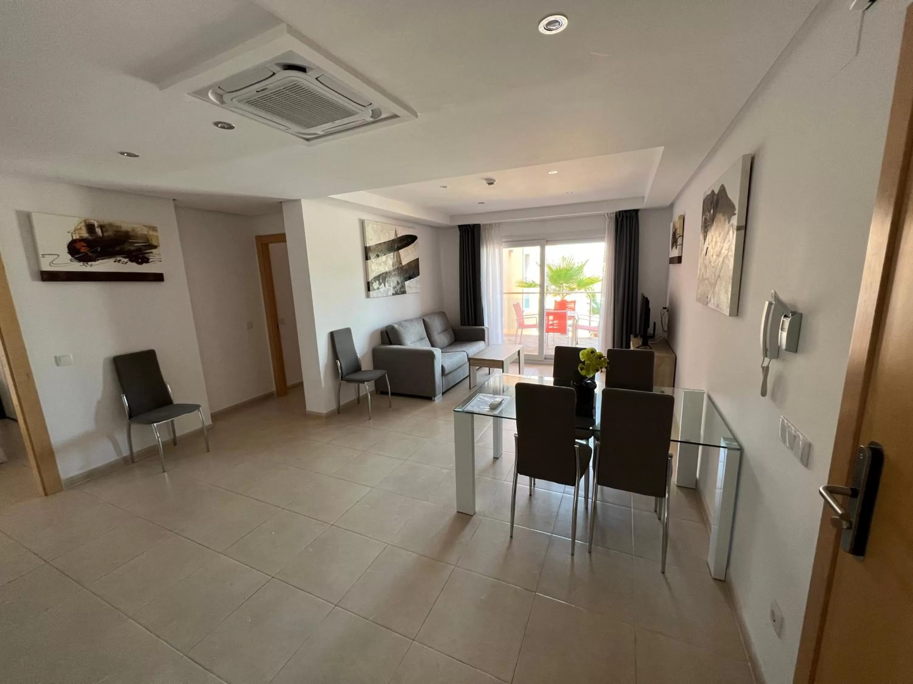 Apartamentos Flamingo Hills