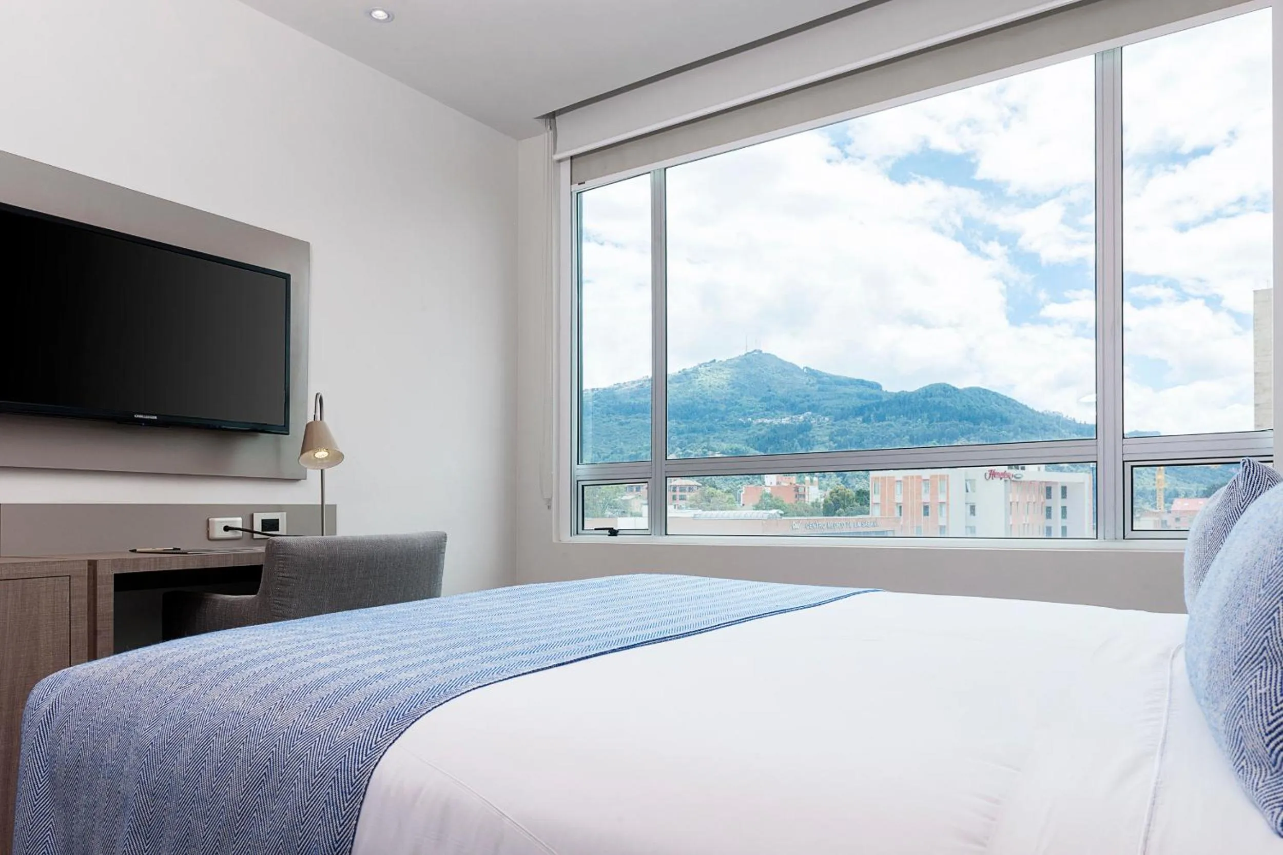 Bedroom, Bed in Hotel bh Usaquén