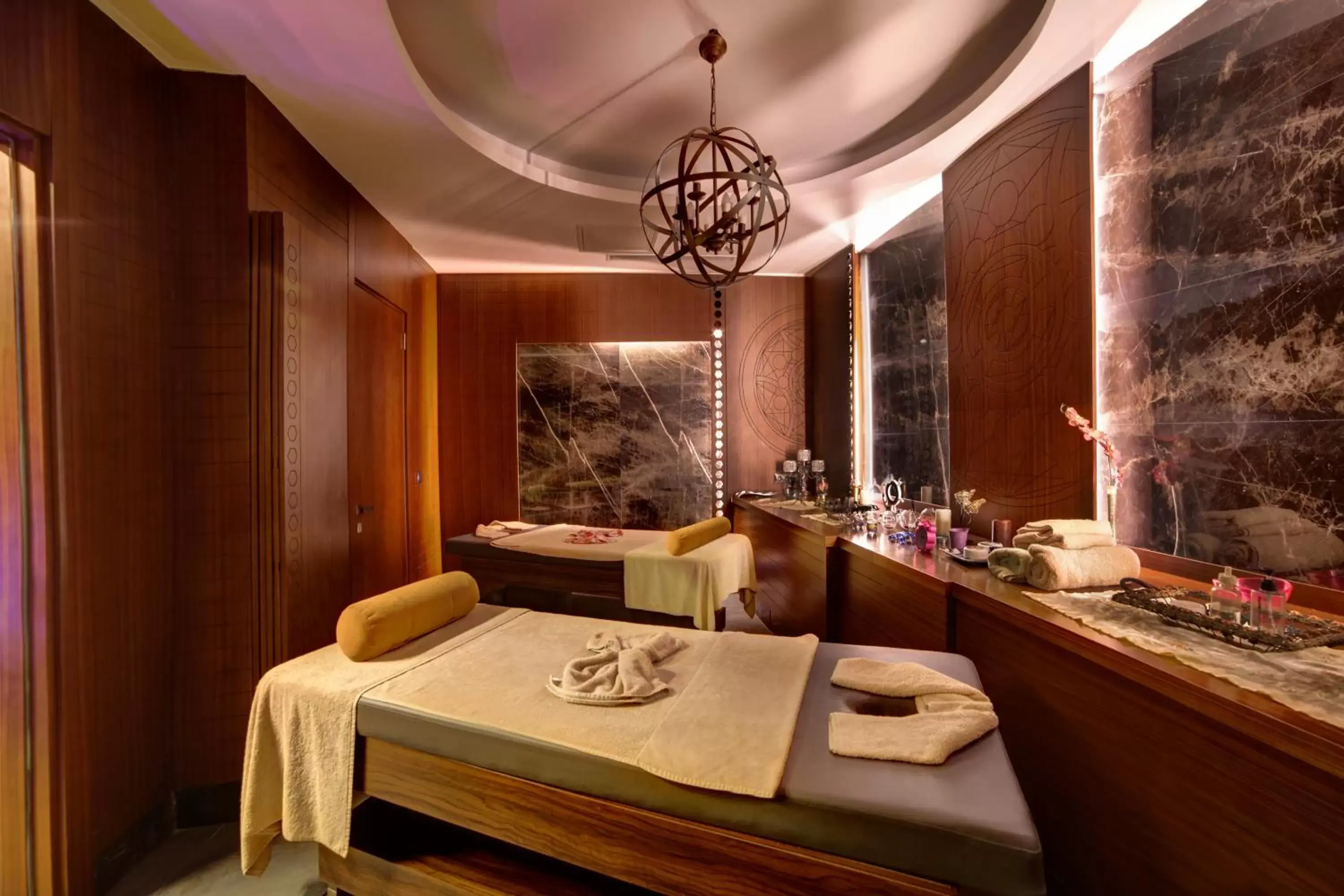 Spa and wellness centre/facilities, Bathroom in Skalion Hotel & SPA