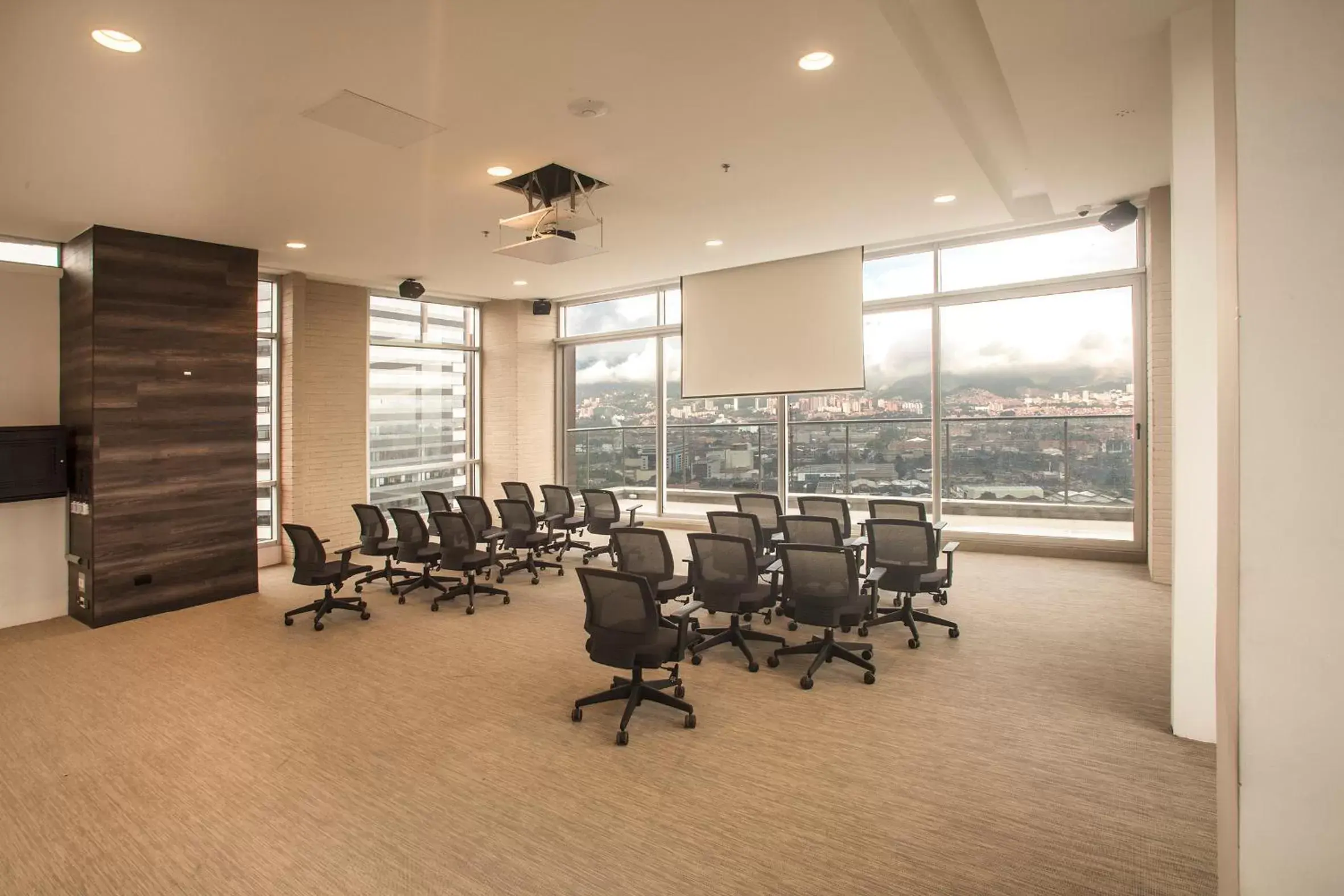 Meeting/conference room in Viaggio Medellín Grand Select