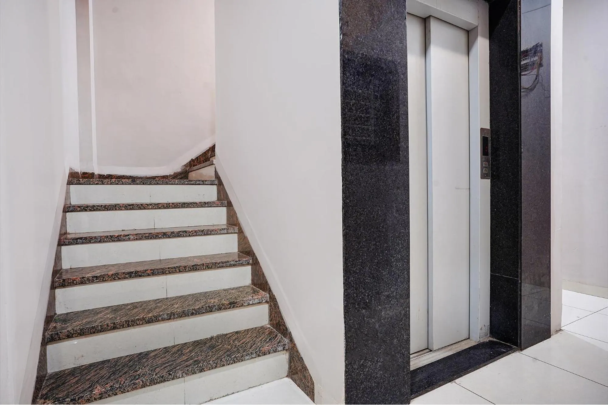 elevator in FabExpress Ritik