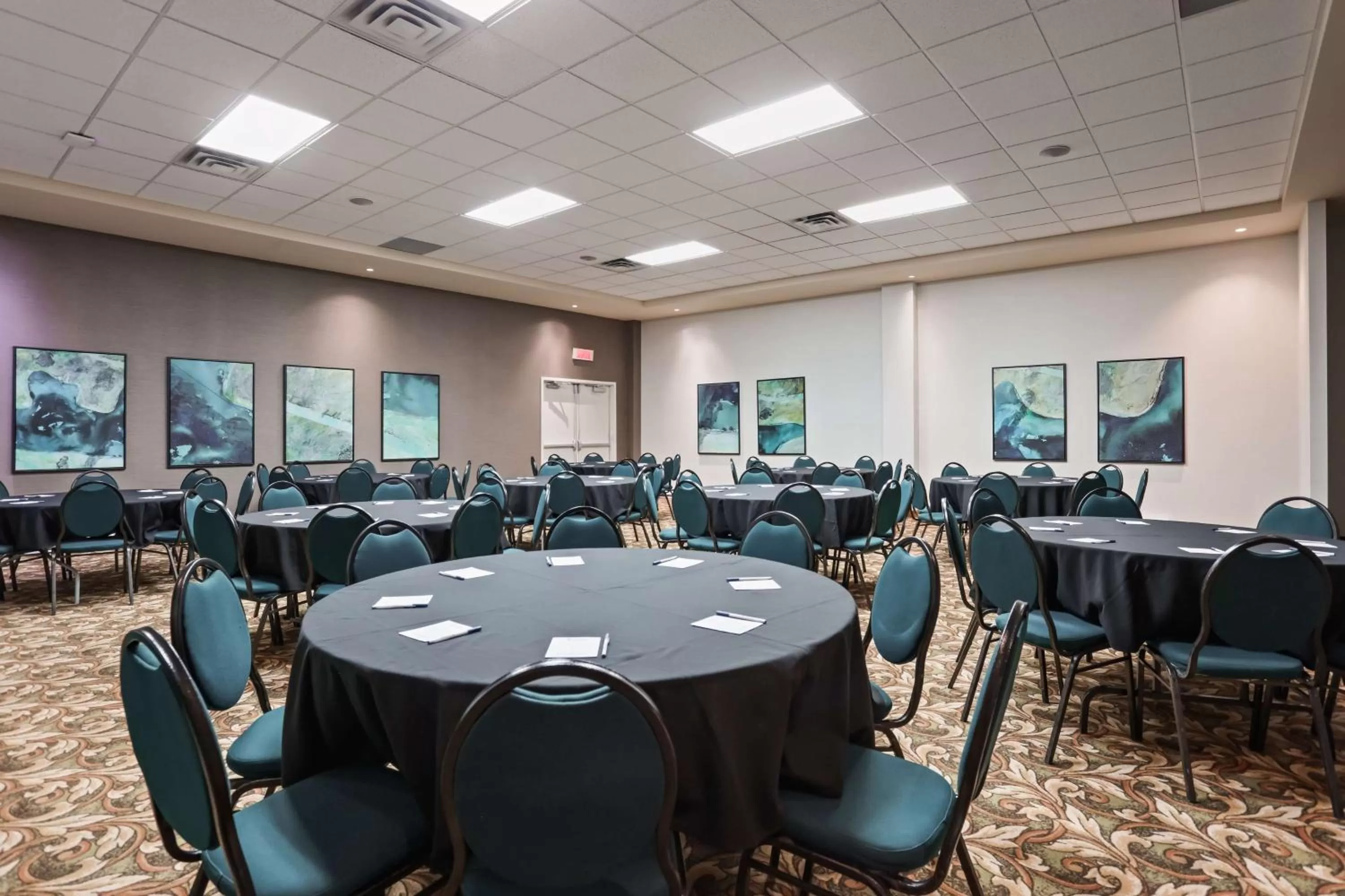 On site in Best Western Plus Gatineau-Ottawa Downtown