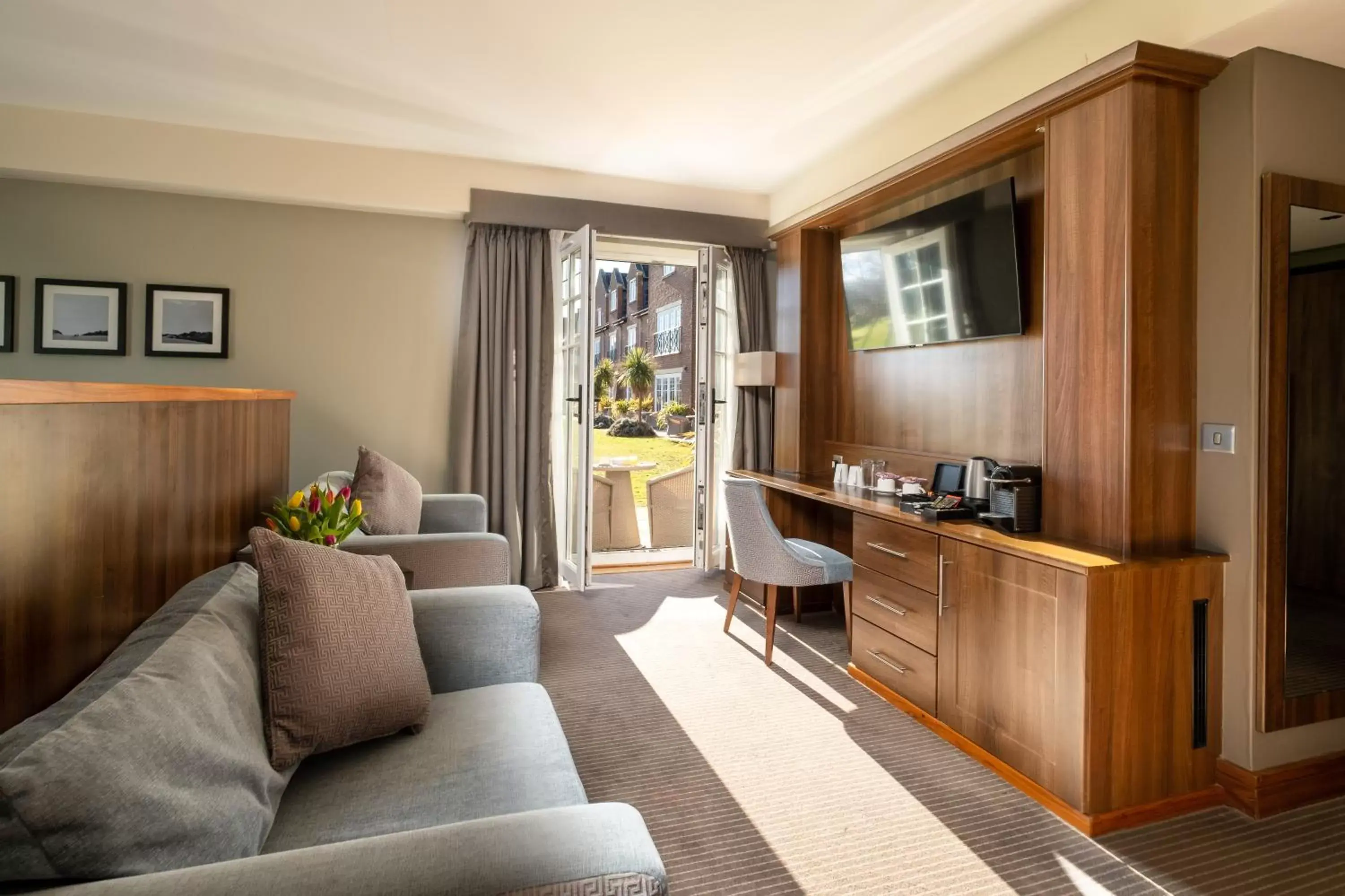 Bedroom, Seating Area in Formby Hall Golf Resort & Spa