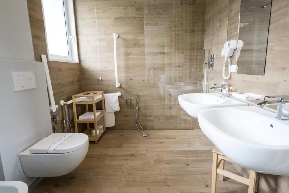 Bathroom in M14 Hotel & Spa