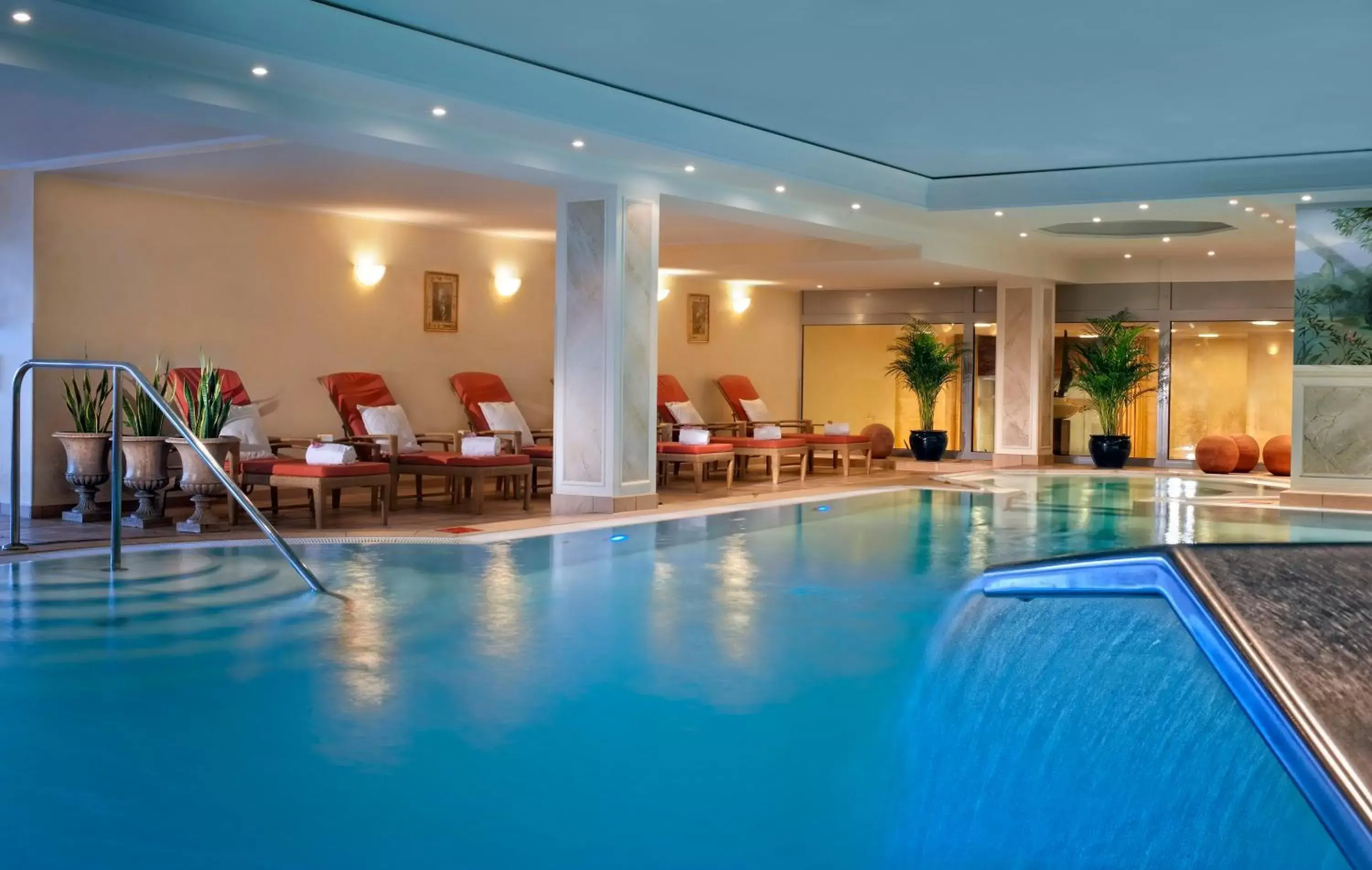 Spa and wellness centre/facilities in Hotel Palace Berlin Spa and wellness centre/facilities in Hotel Palace Berlin