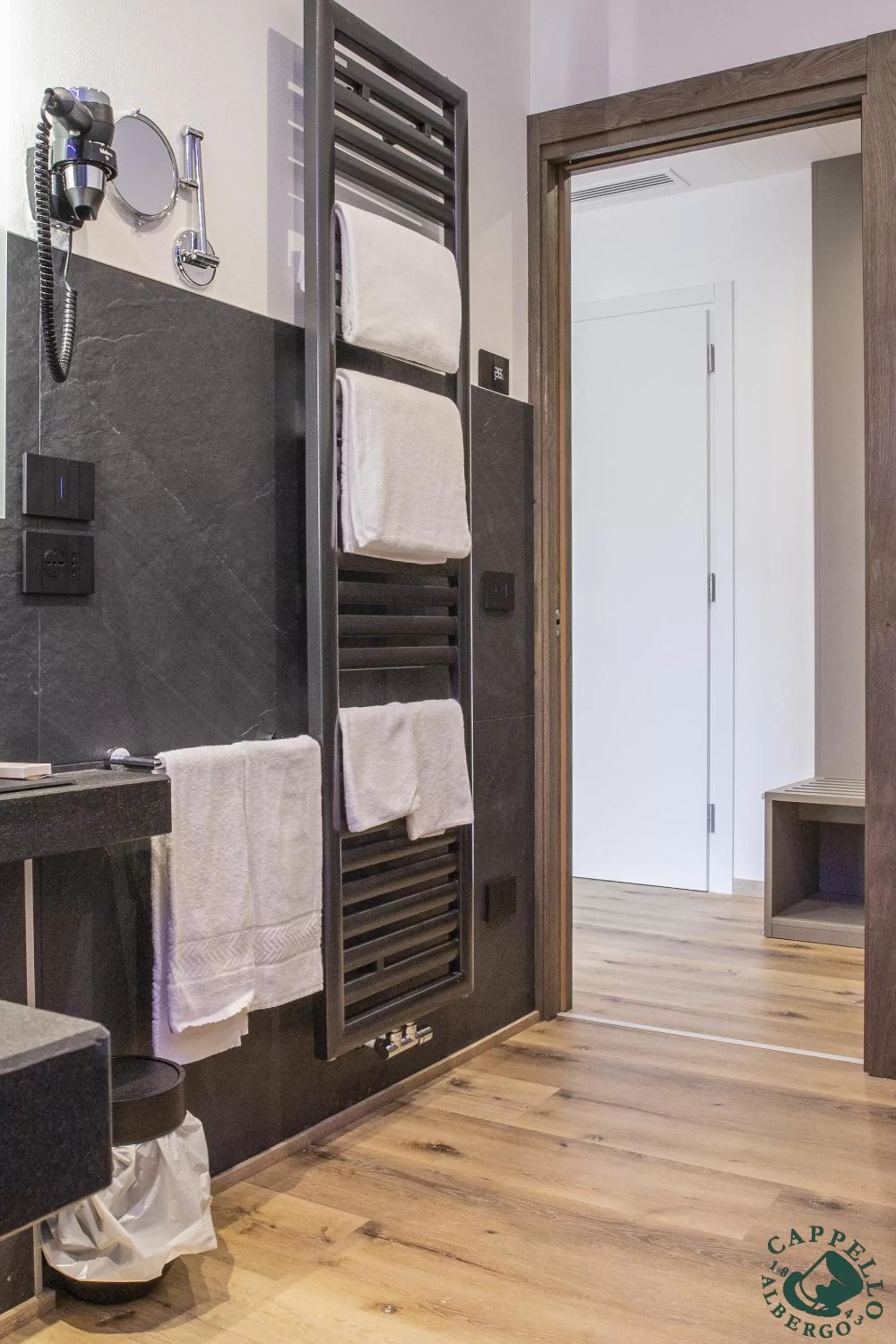 Bed in Albergo Cappello e Cadore