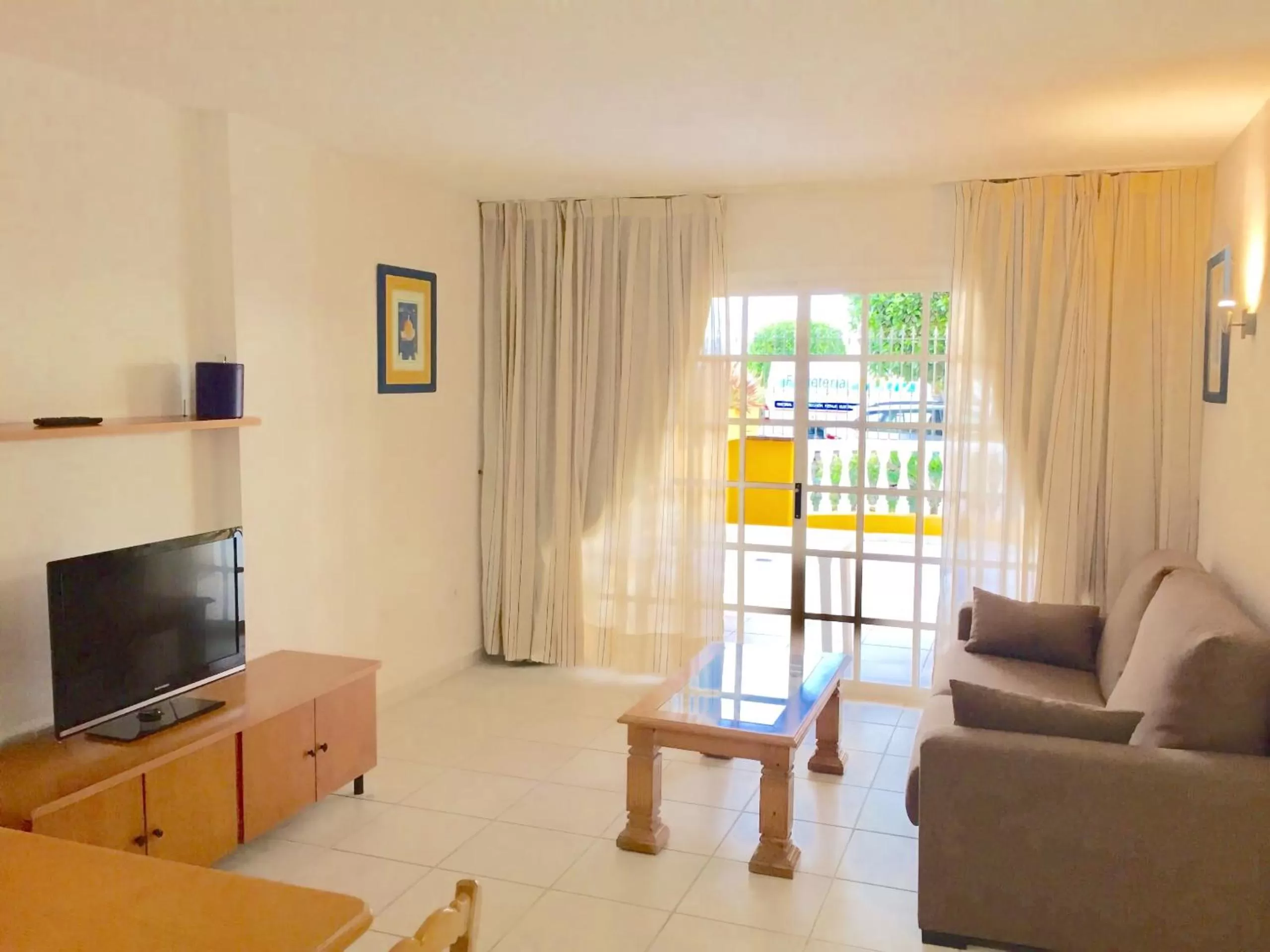 Living room in El Marques Palace by Intercorp Group