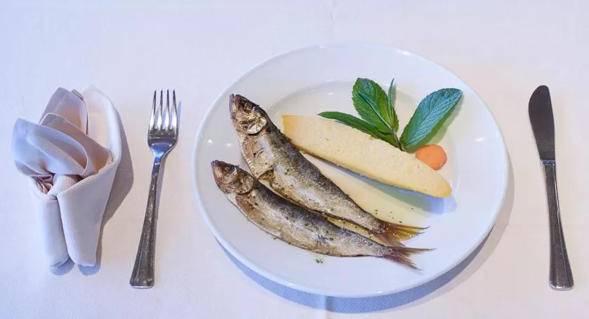 Food and drinks in Locanda del Lago Rosmunda