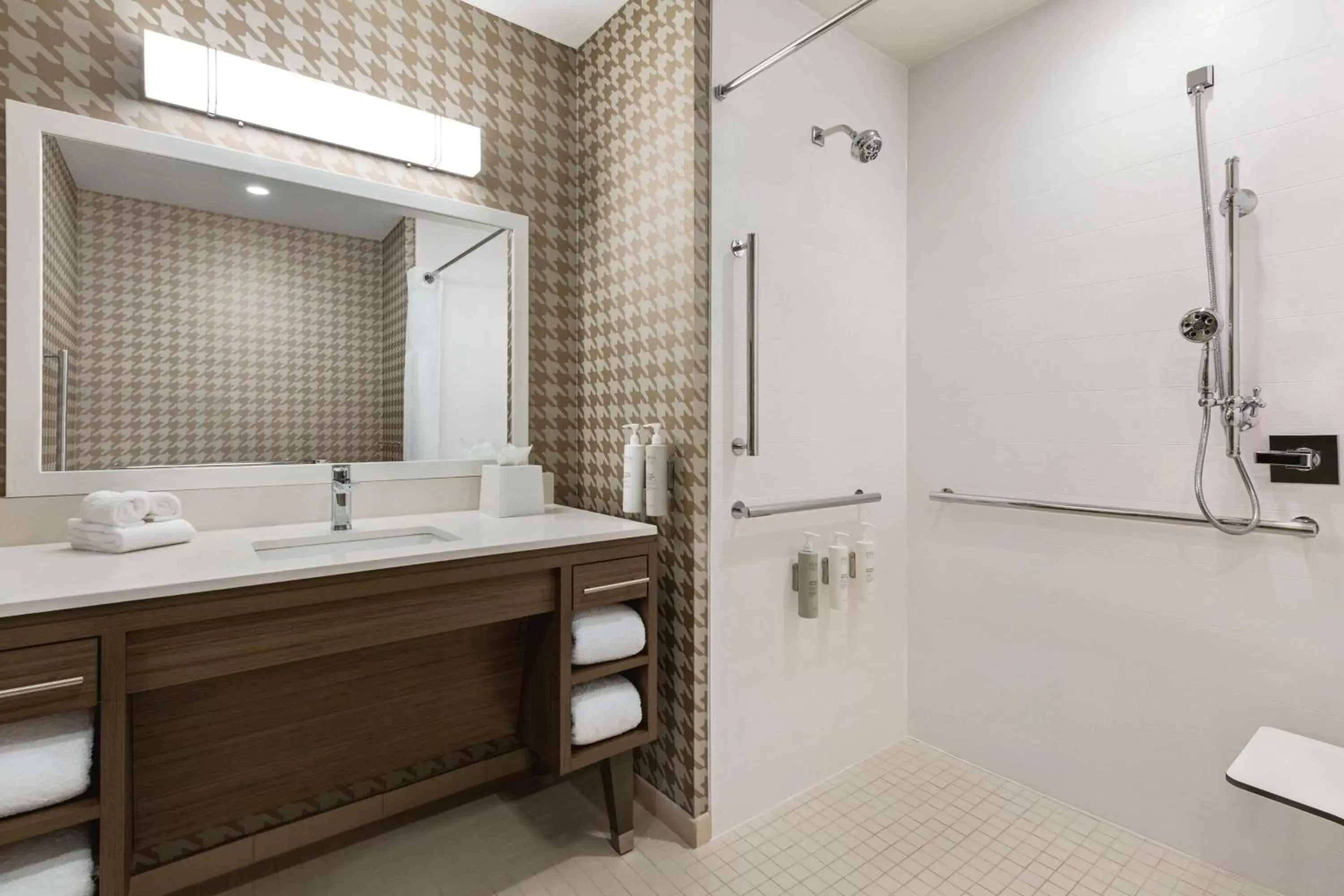 Bathroom in Home2 Suites By Hilton Nashville West End Avenue