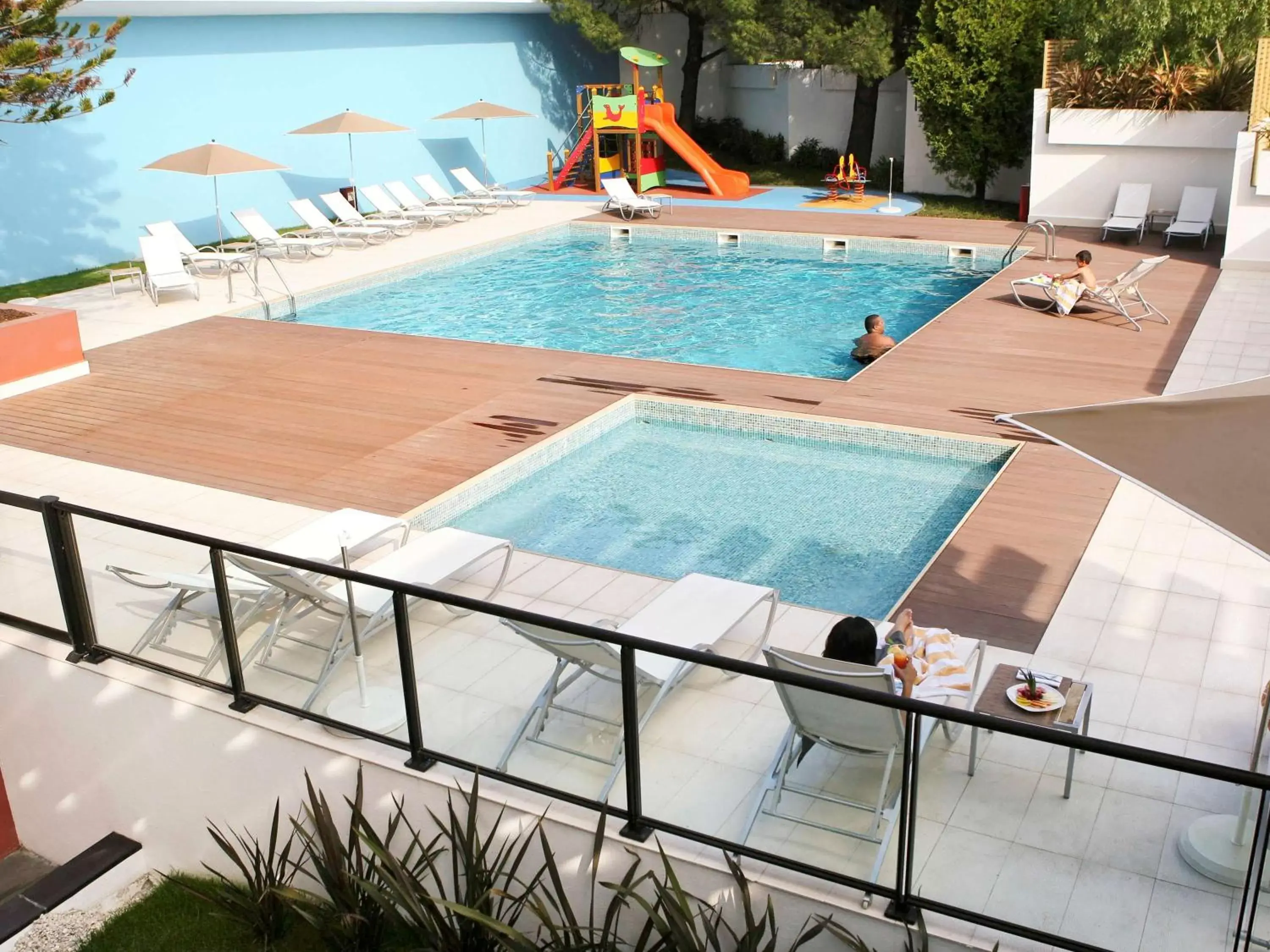 Property building, Swimming Pool in Novotel Lisboa