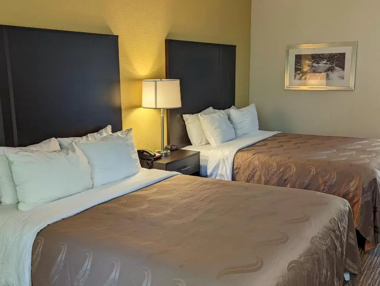 Bed in Quality Inn Cherokee Bed in Quality Inn Cherokee