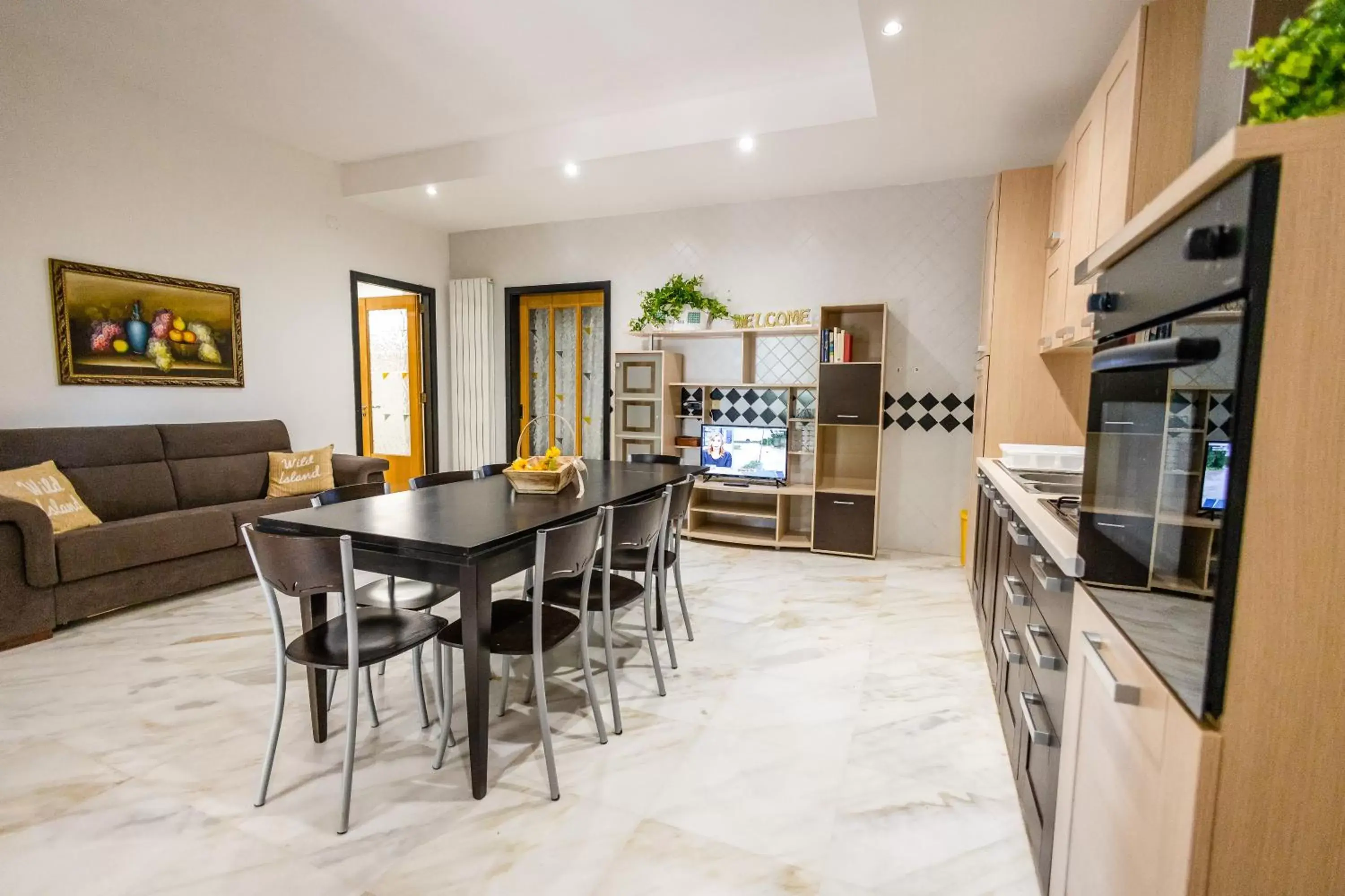 kitchen, Dining Area in La Collina di Montegrappa - Villa e Residence