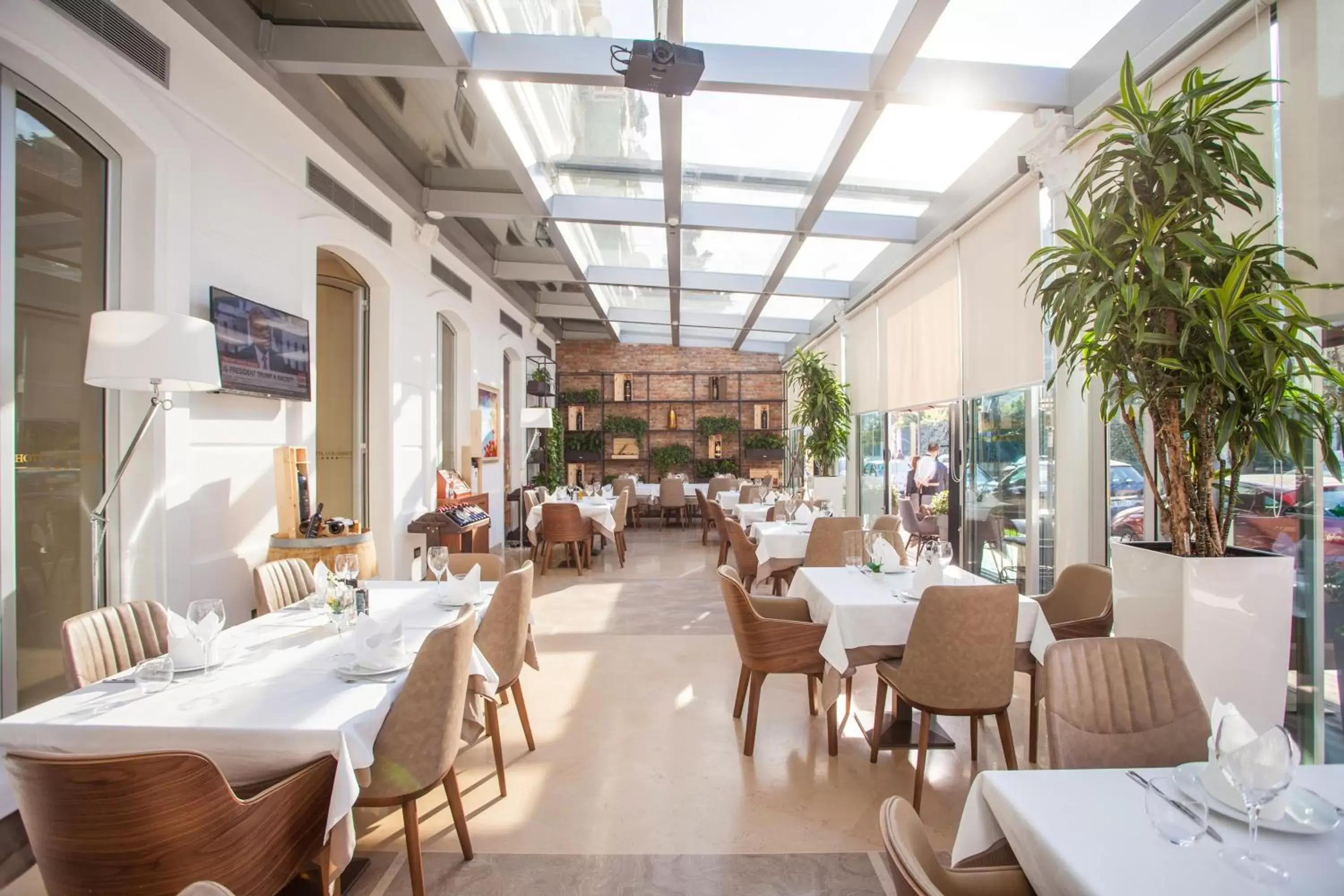 Restaurant/places to eat in Hotel Colosseo Tirana Restaurant/places to eat in Hotel Colosseo Tirana