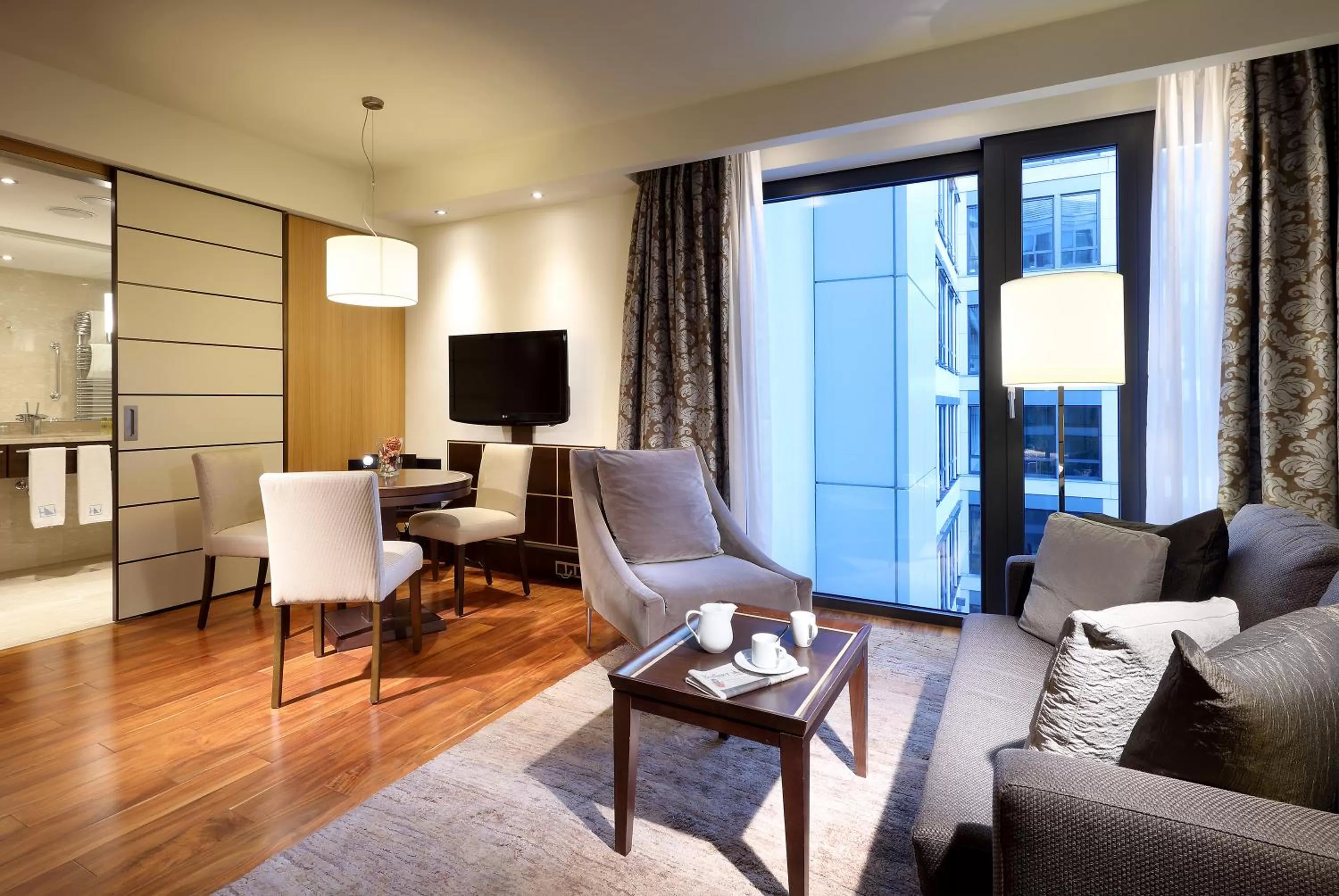 Living room in Eurostars Berlin