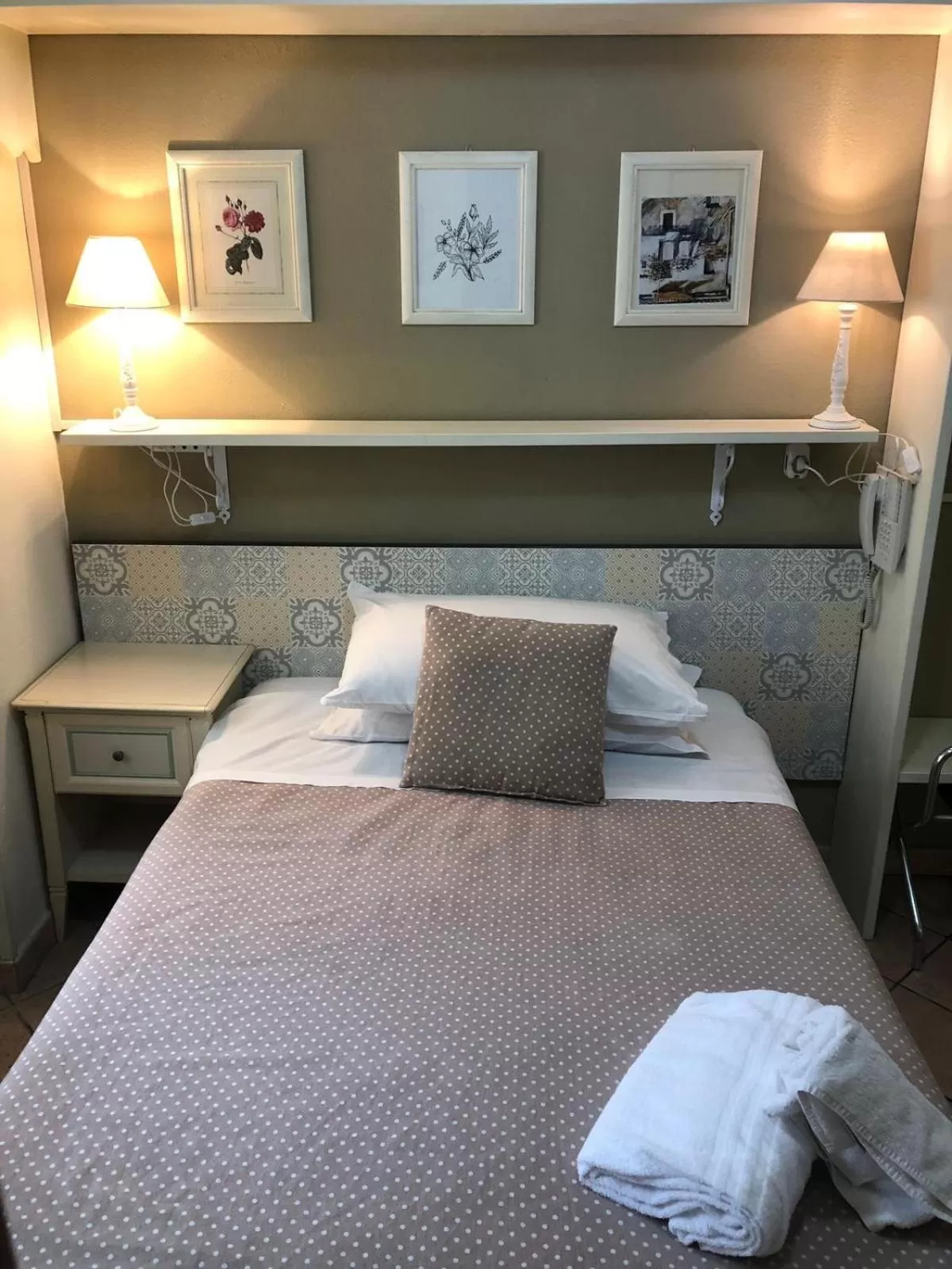 Bed in Hotel Europeo Napoli