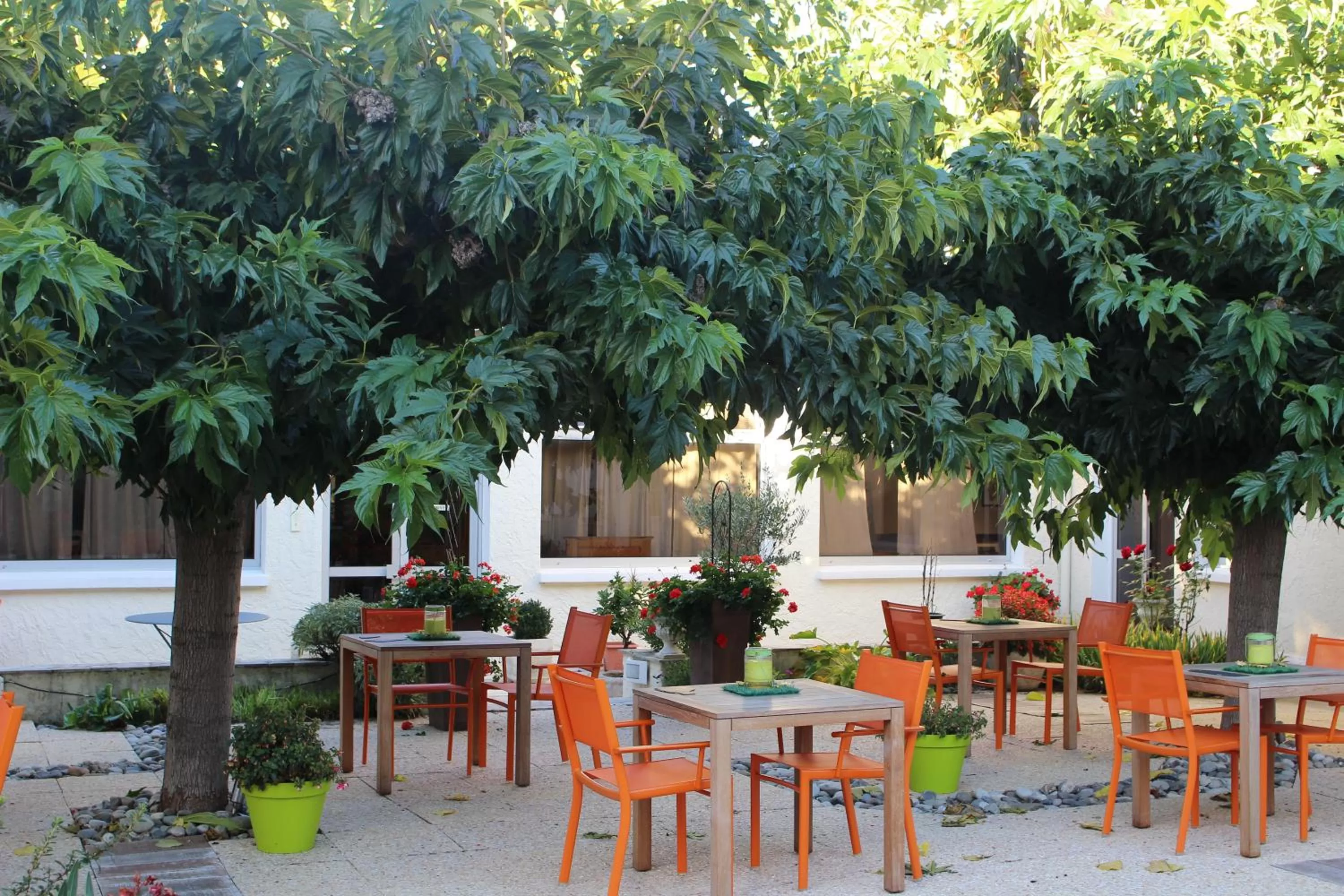 Patio in Grand Hôtel des Bains SPA