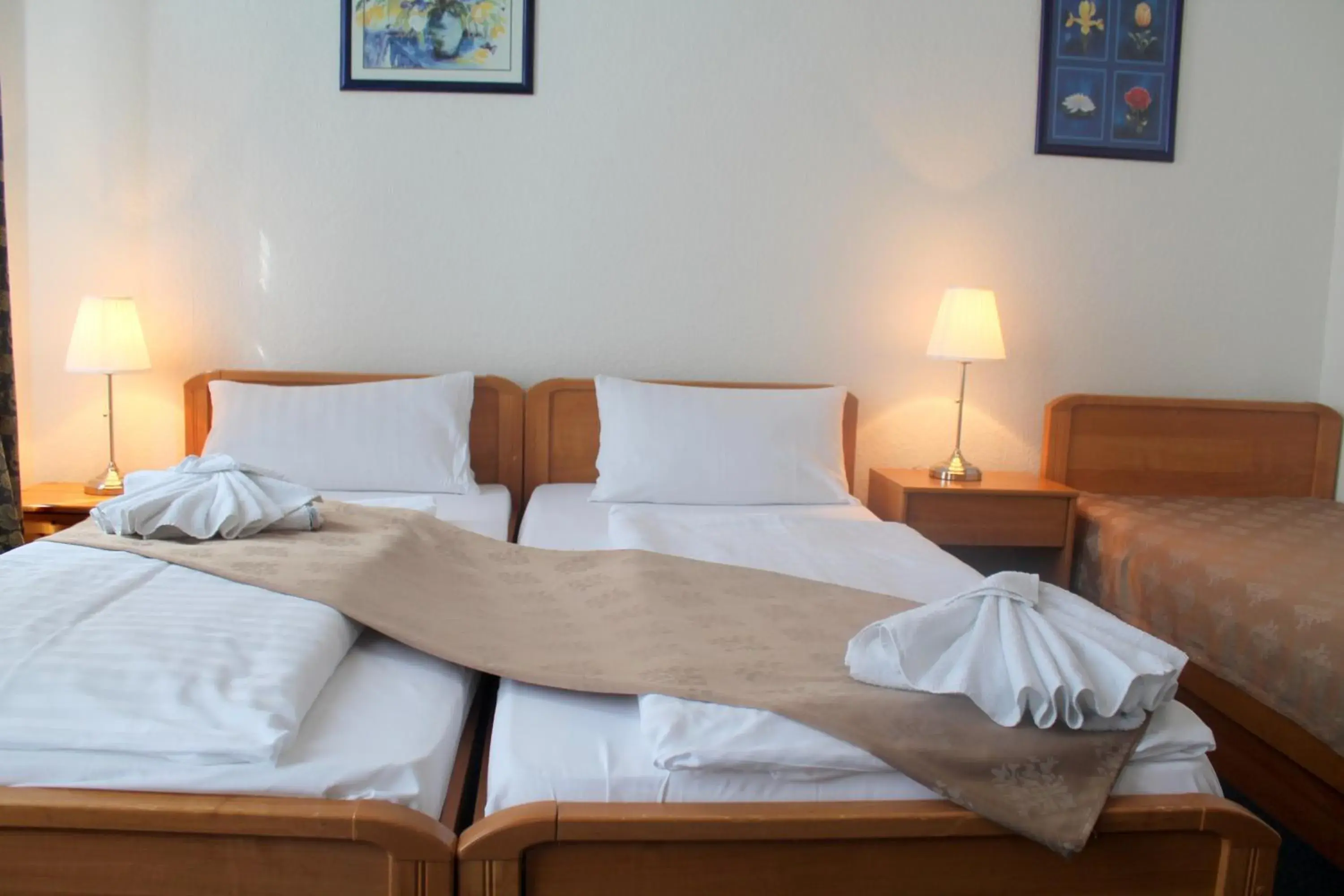 Photo of the whole room, Bed in City Pension Berlin