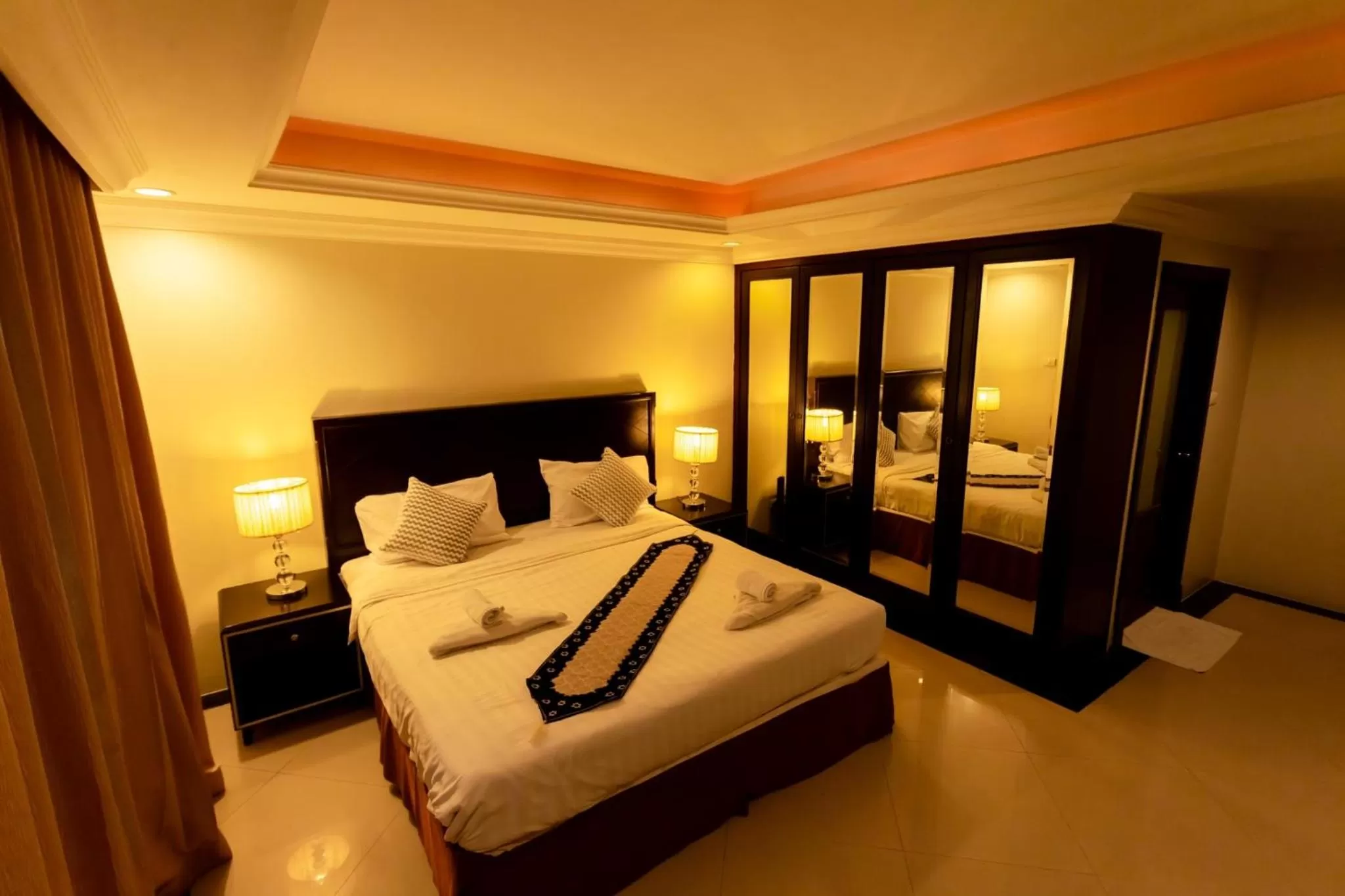 Bathroom, Bed in Ivory Palace Hotel