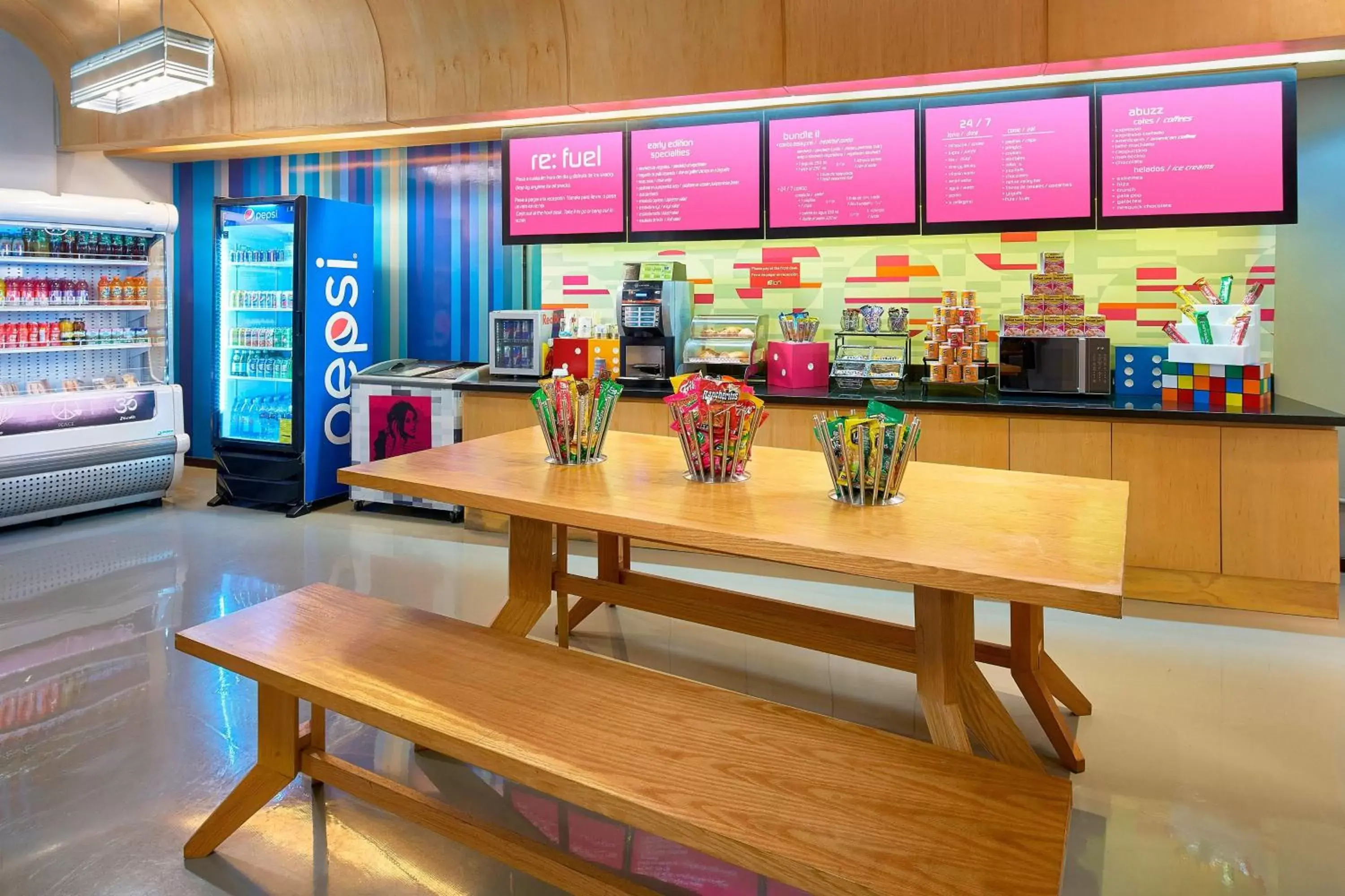 Restaurant/Places to Eat in Aloft Cancun