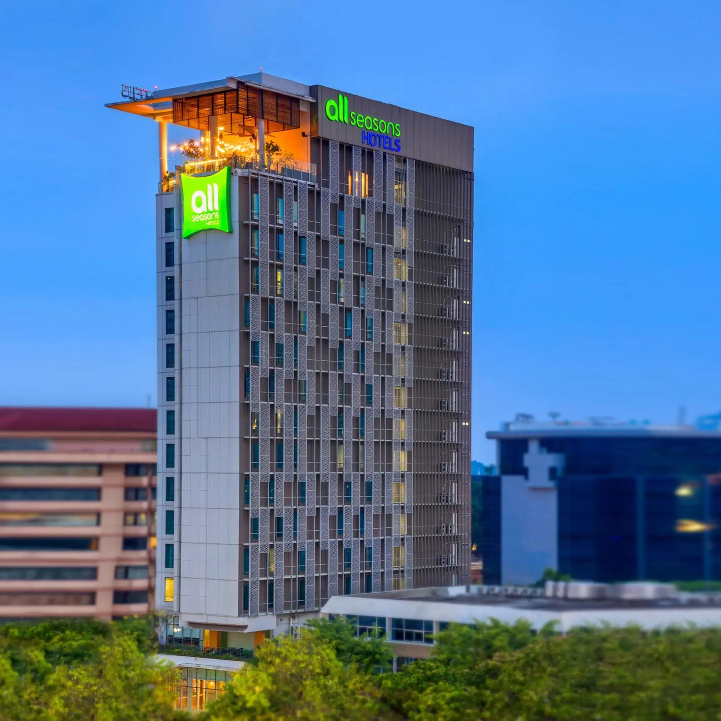 Facade/entrance in All Seasons Jakarta Thamrin Facade/entrance in All Seasons Jakarta Thamrin