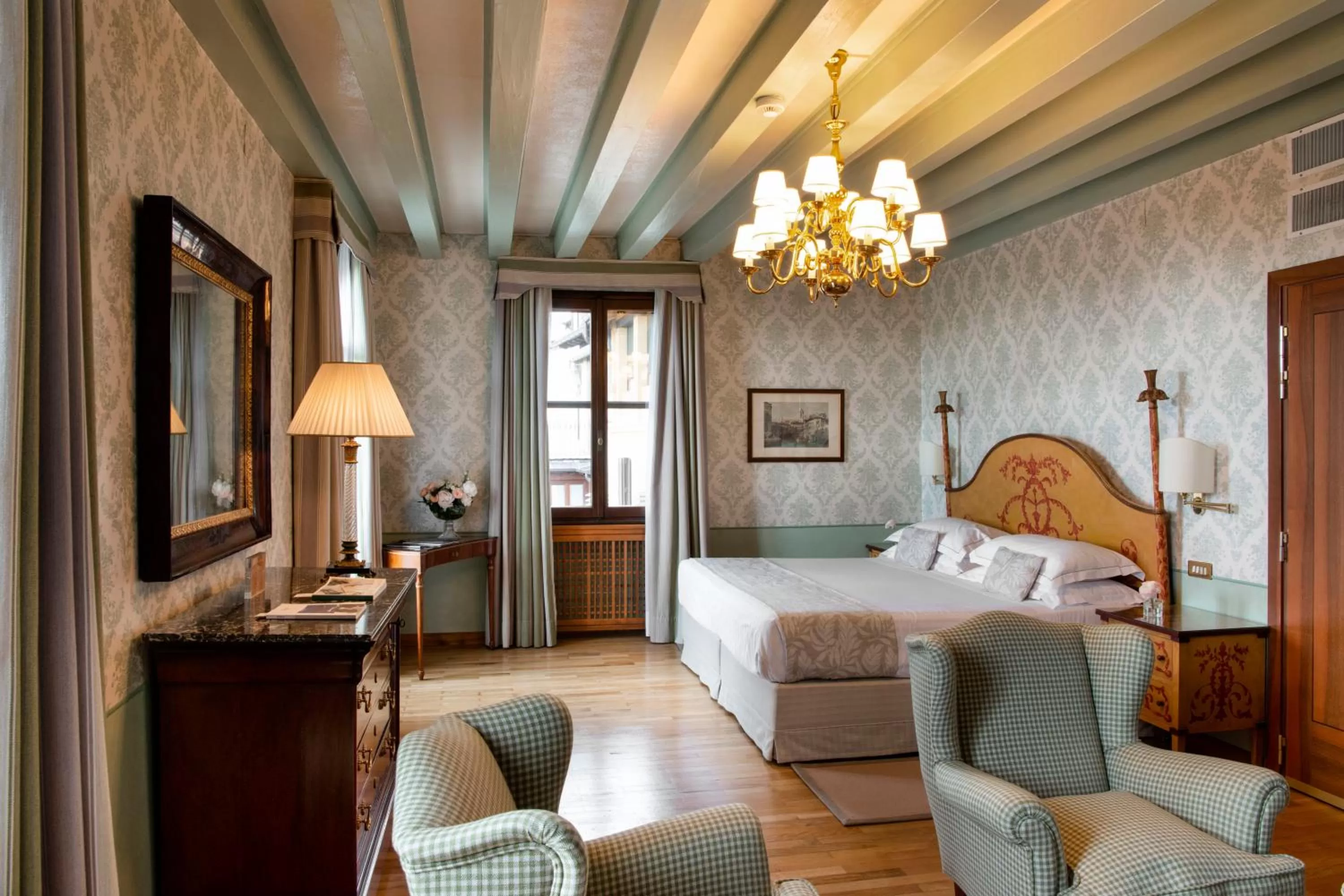 Photo of the whole room in Hotel Villa Cipriani