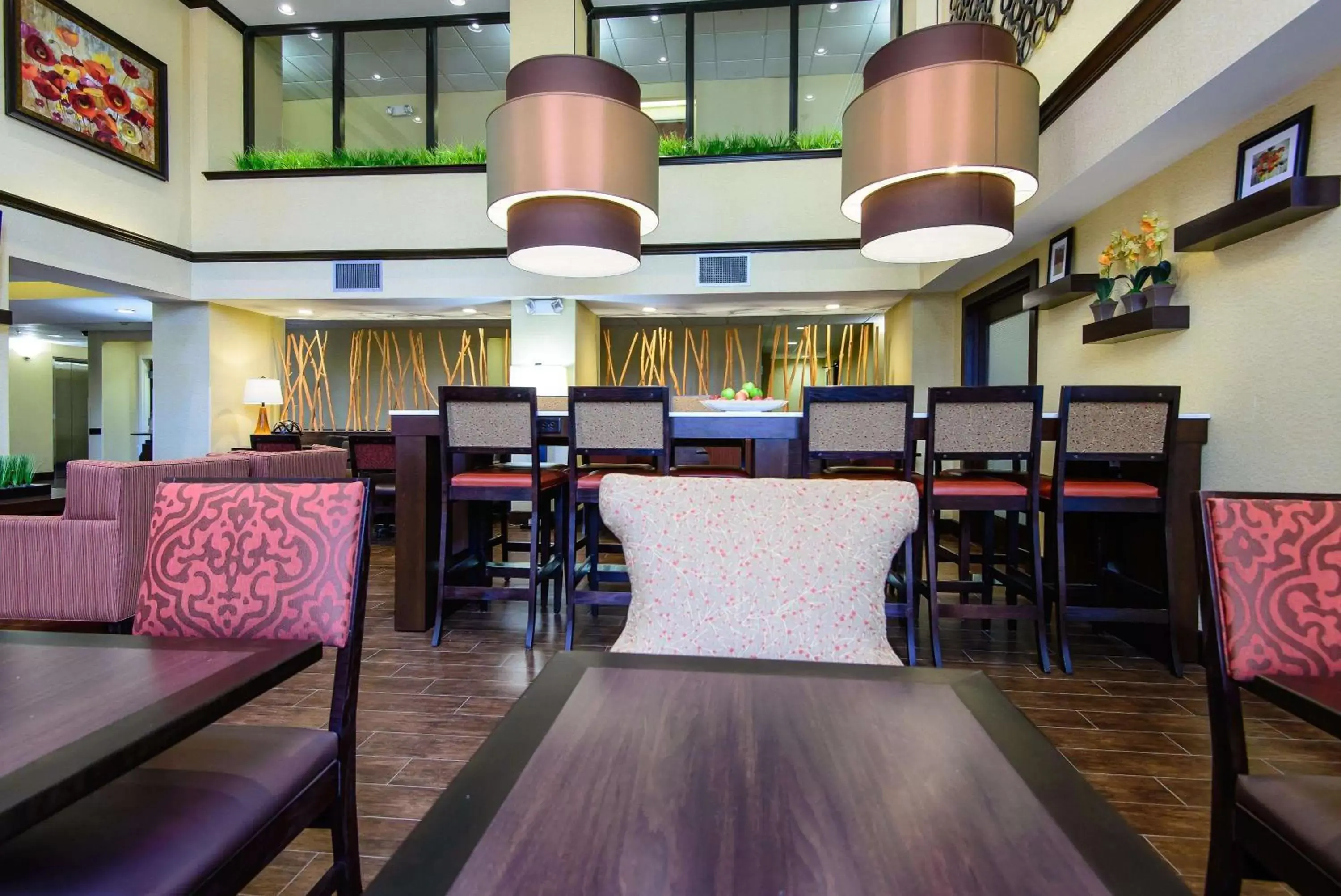 Lobby or reception, Restaurant/Places to Eat in Hampton Inn Houston-Pearland, TX