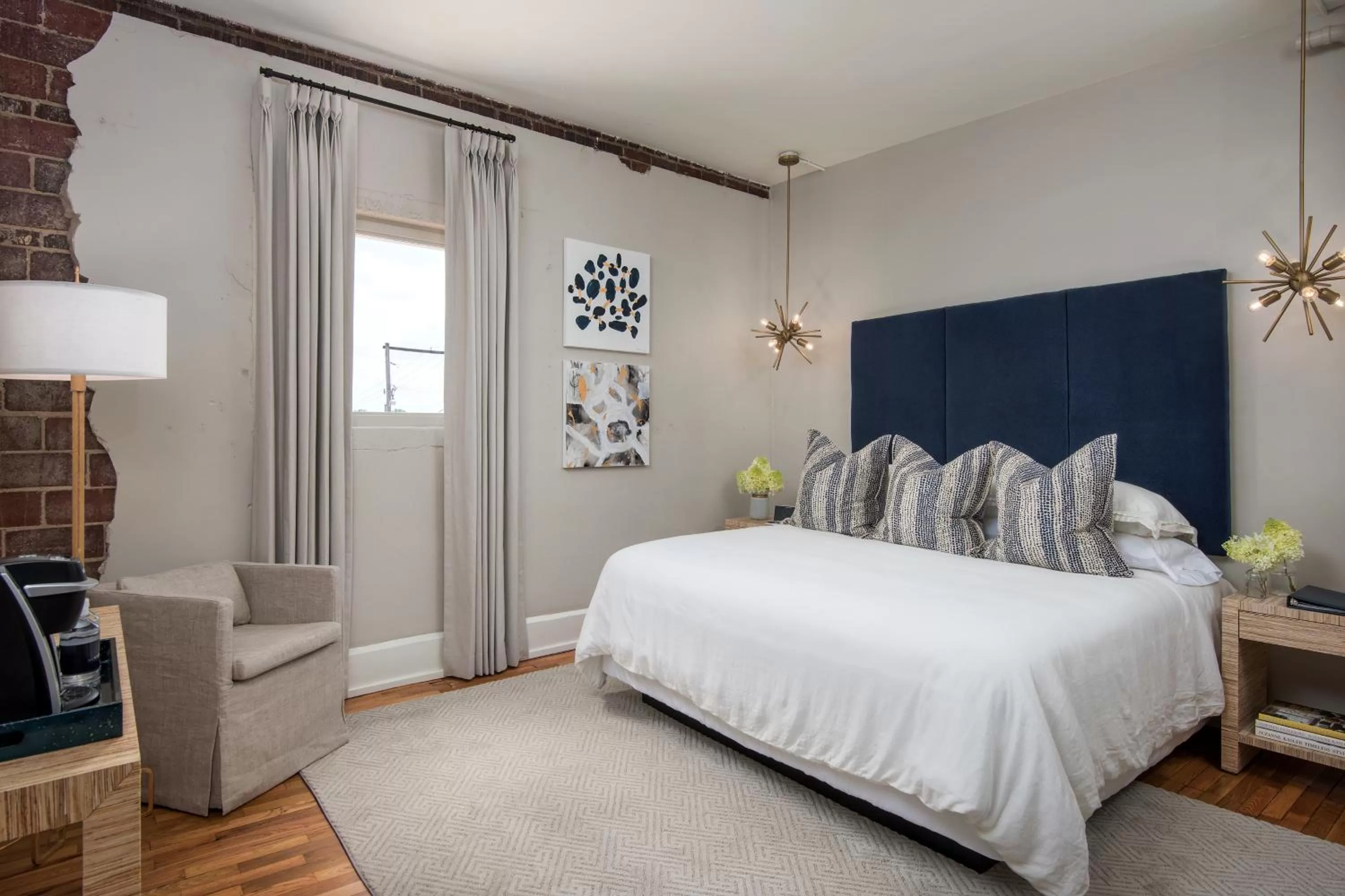 Bed in The Stricklin Hotel- Florence