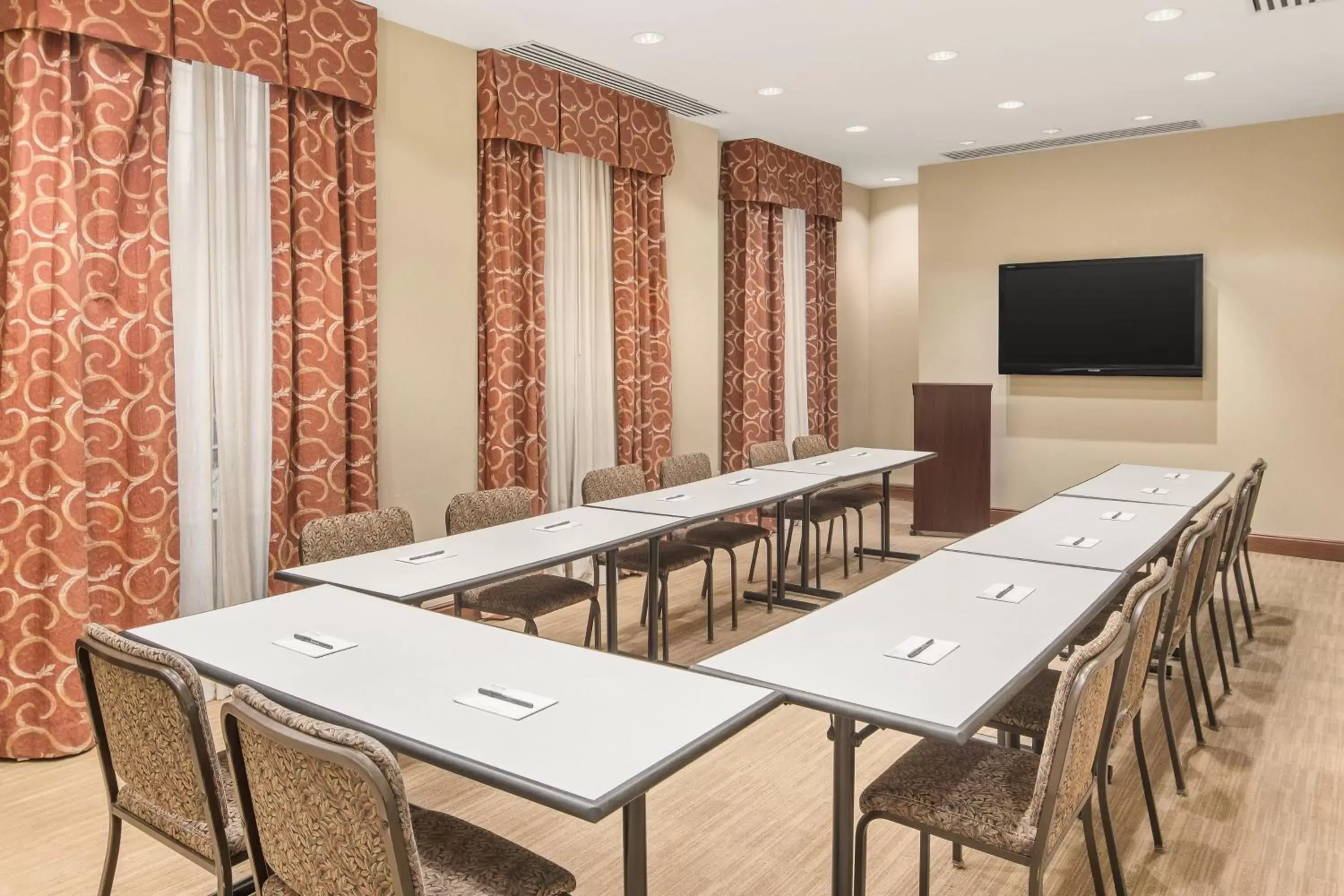 Meeting/conference room in Homewood Suites by Hilton Atlanta Buckhead Pharr Road