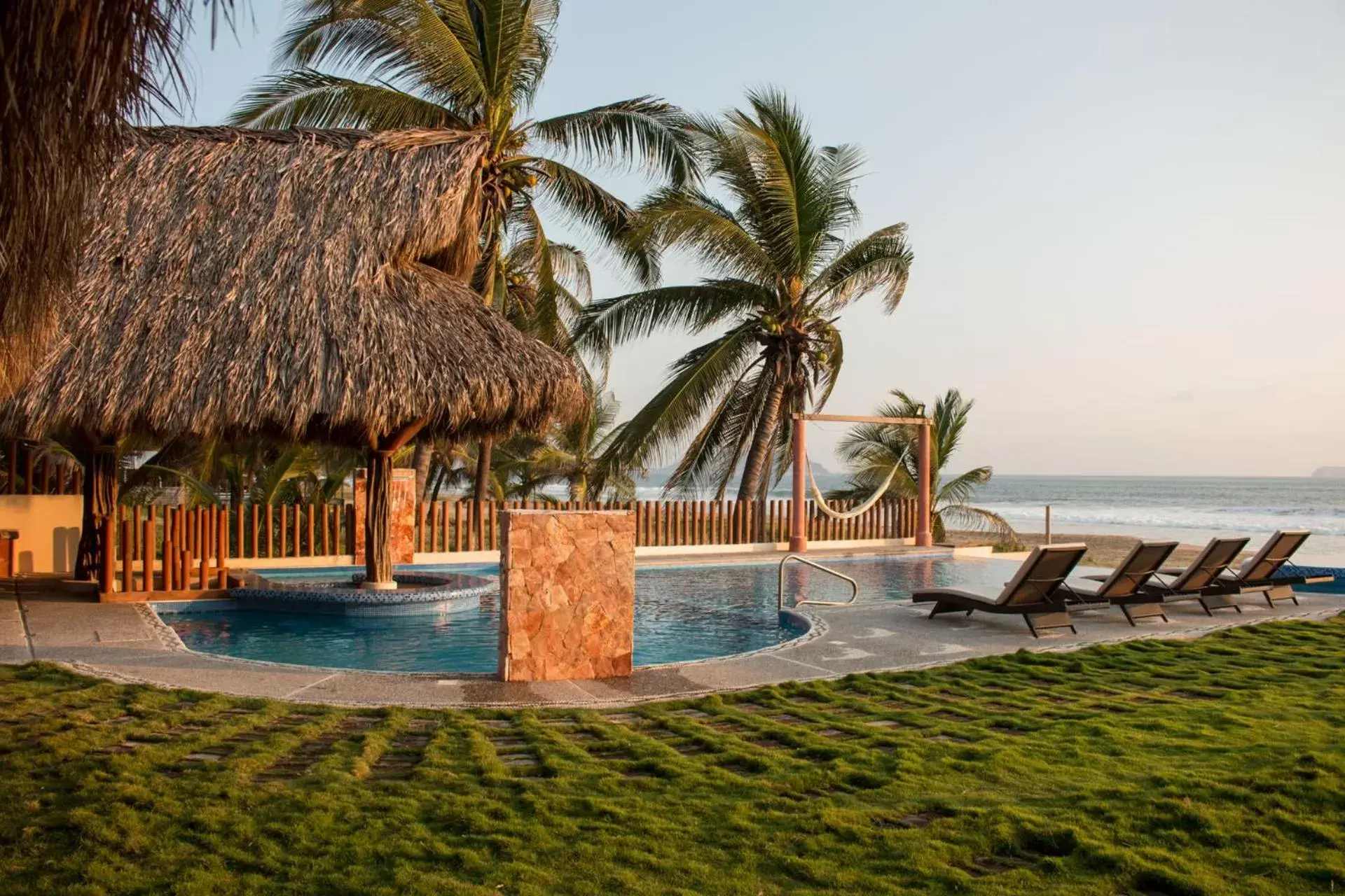 Beach, Swimming Pool in Hotel Villas Punta Blanca