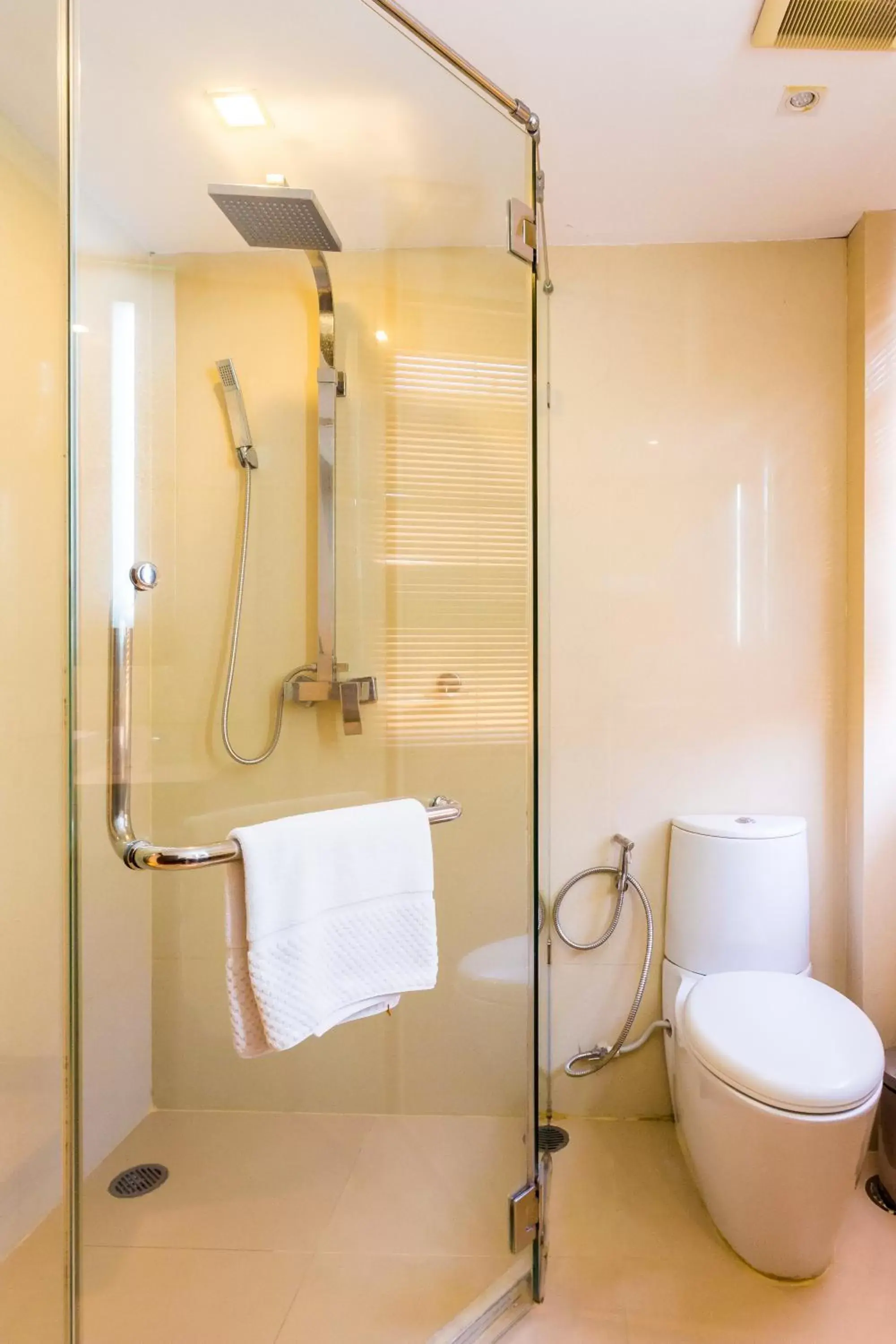 Shower, Bathroom in Nova Gold Hotel by Compass Hospitality