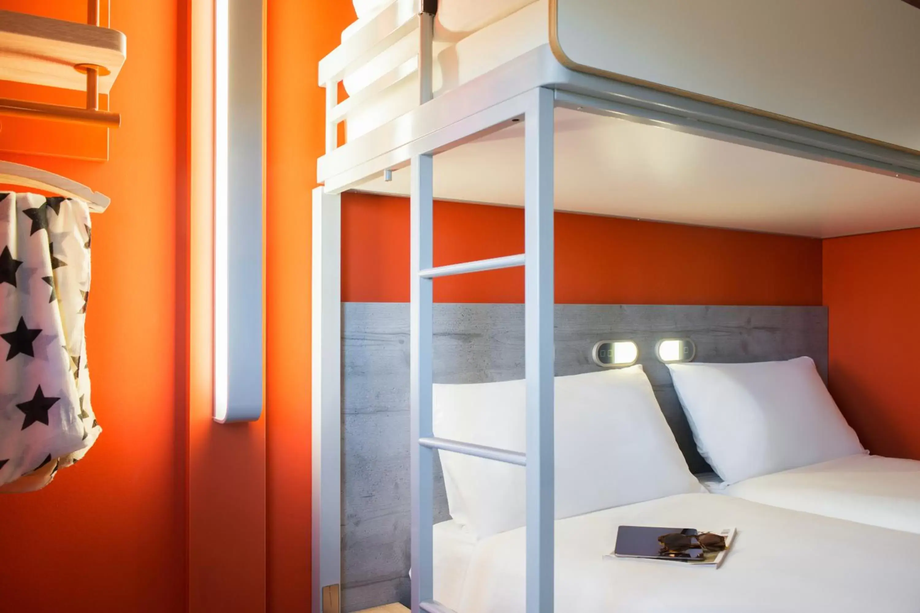 Bed in ibis budget Amsterdam Airport