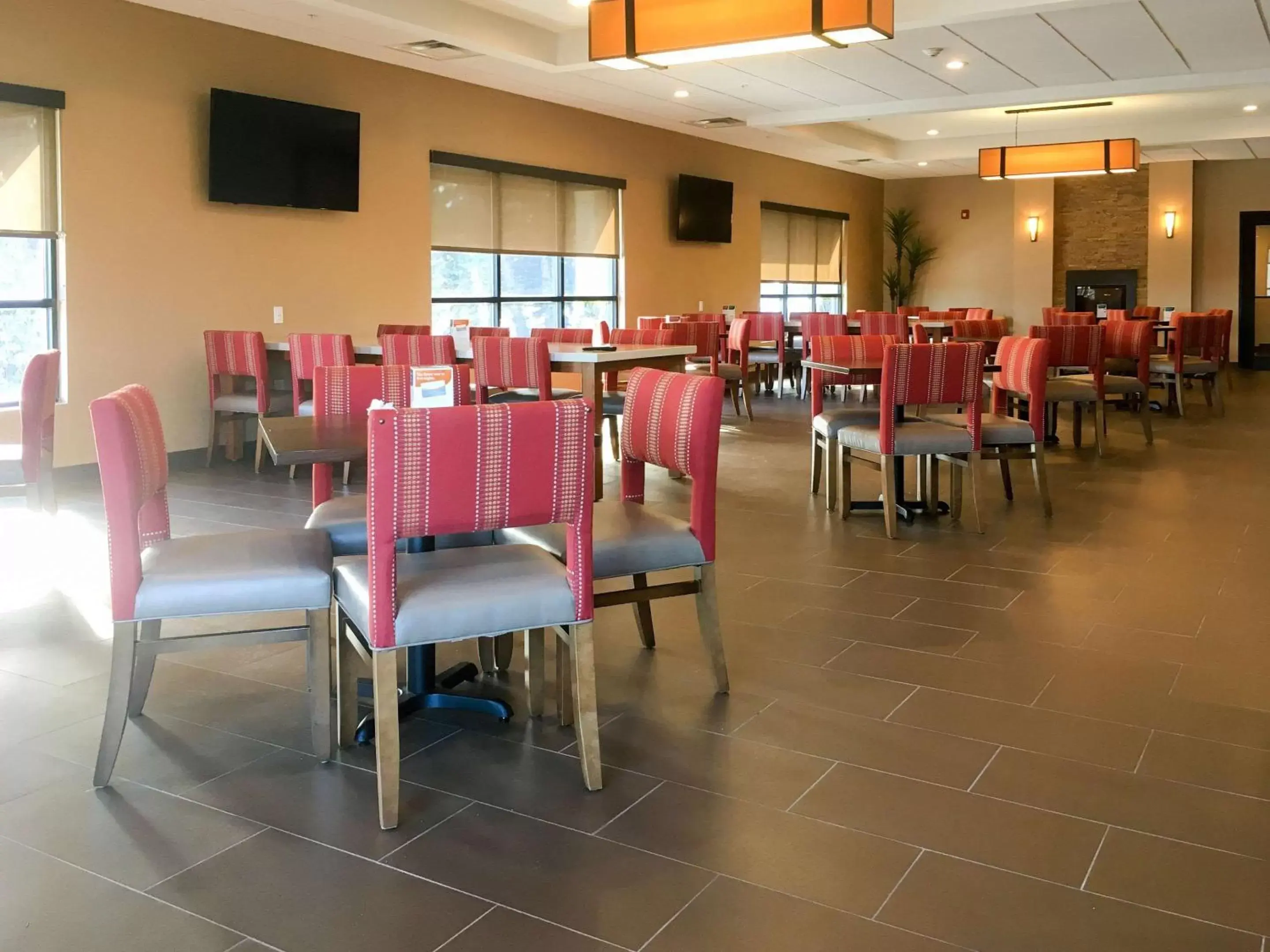 Restaurant/Places to Eat in Comfort Inn Latham/Albany North