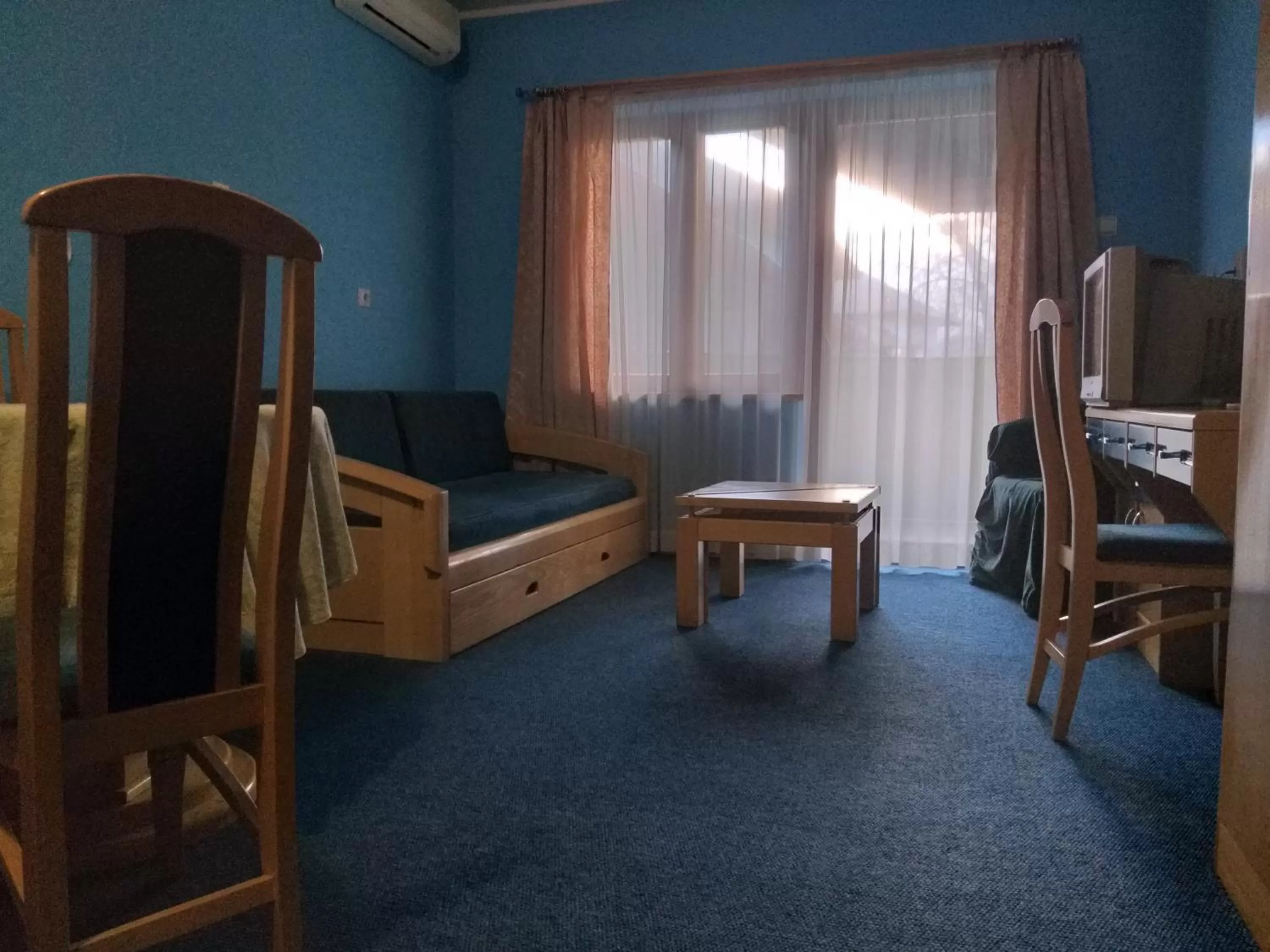 Living room, Bed in Garni Lupus prenoćište