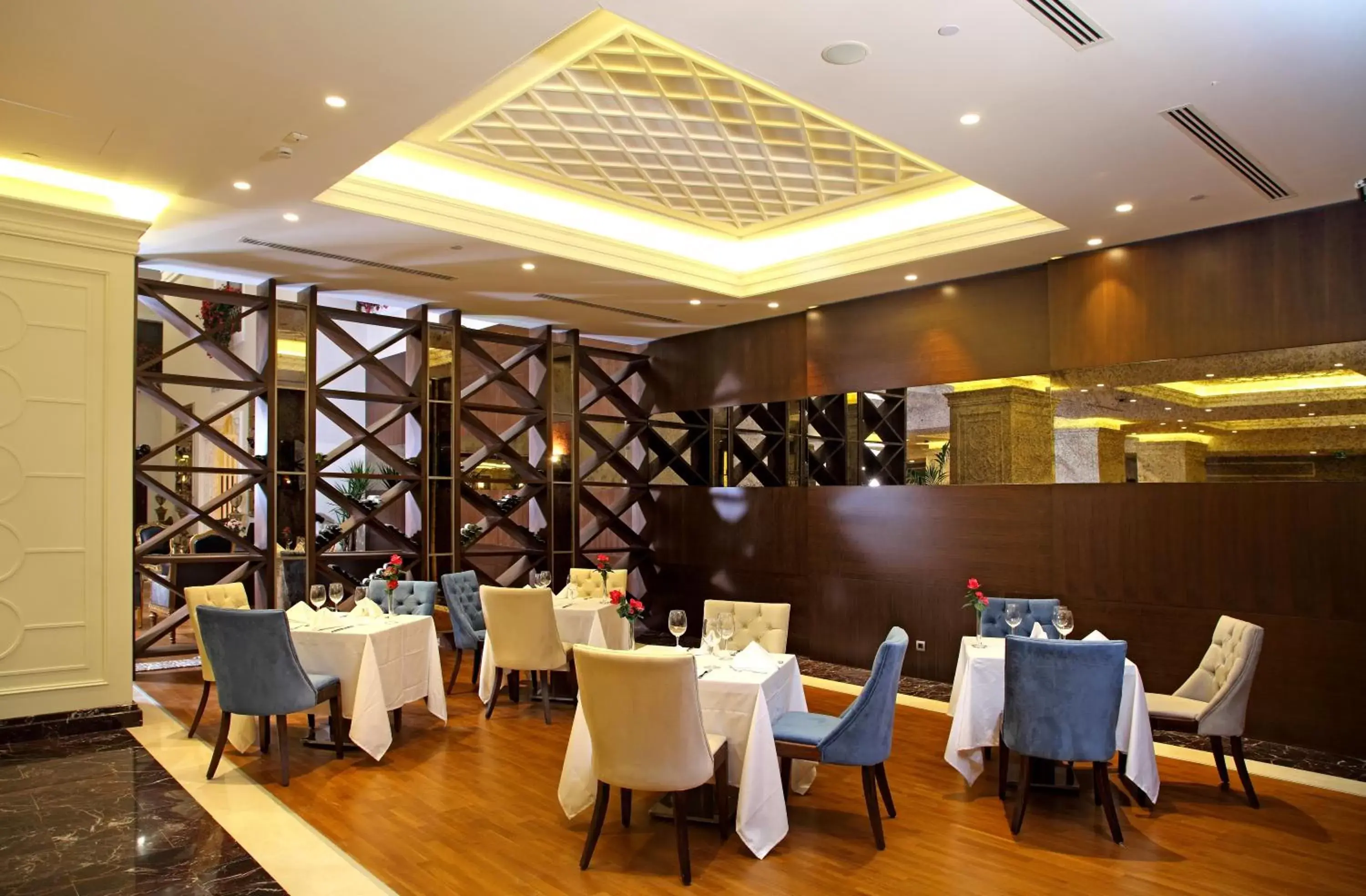 Restaurant/Places to Eat in Ramada Hotel & Suites by Wyndham Istanbul Merter
