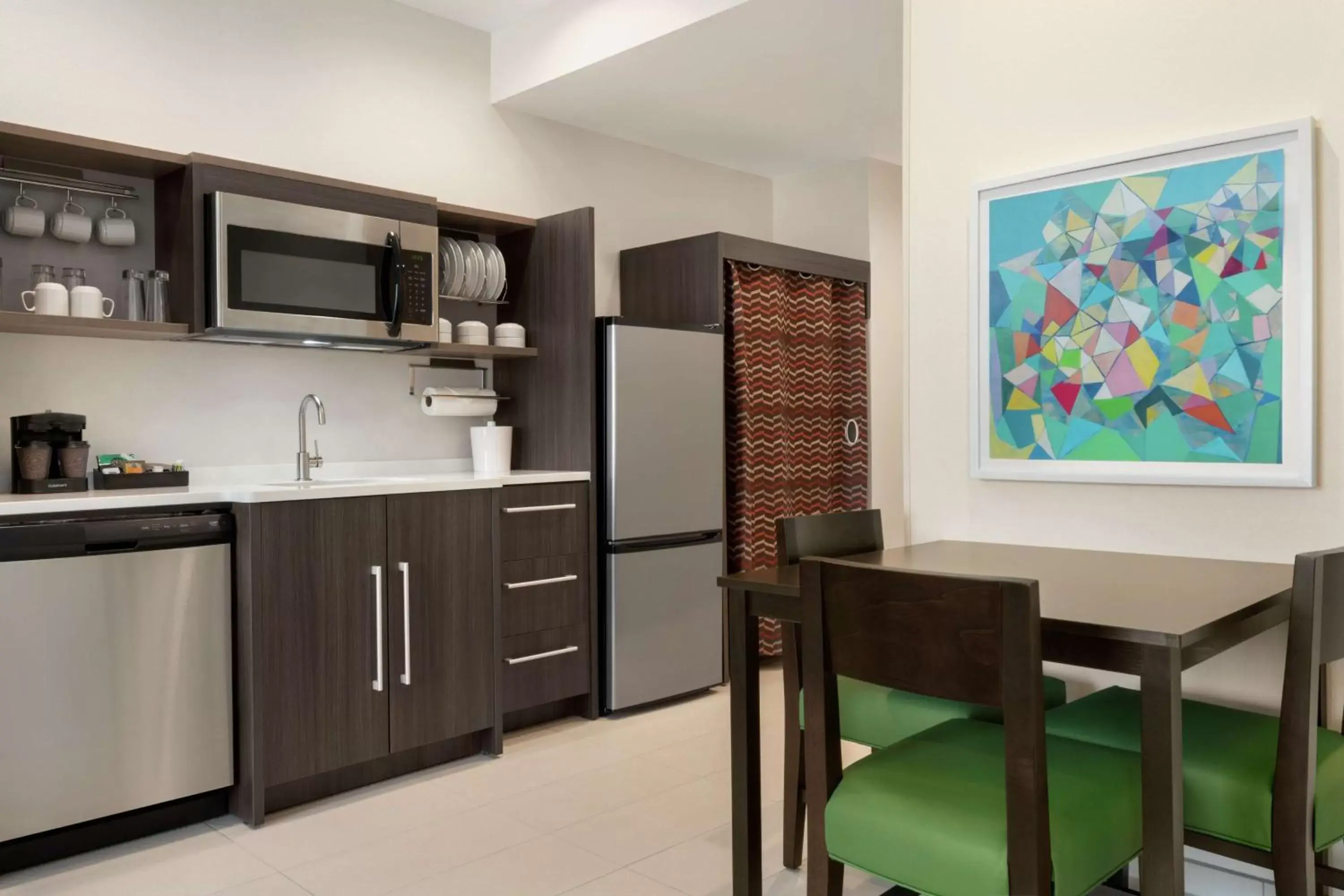 Kitchen or kitchenette, Kitchen/Kitchenette in Home2 Suites By Hilton Houston-Pearland, Tx