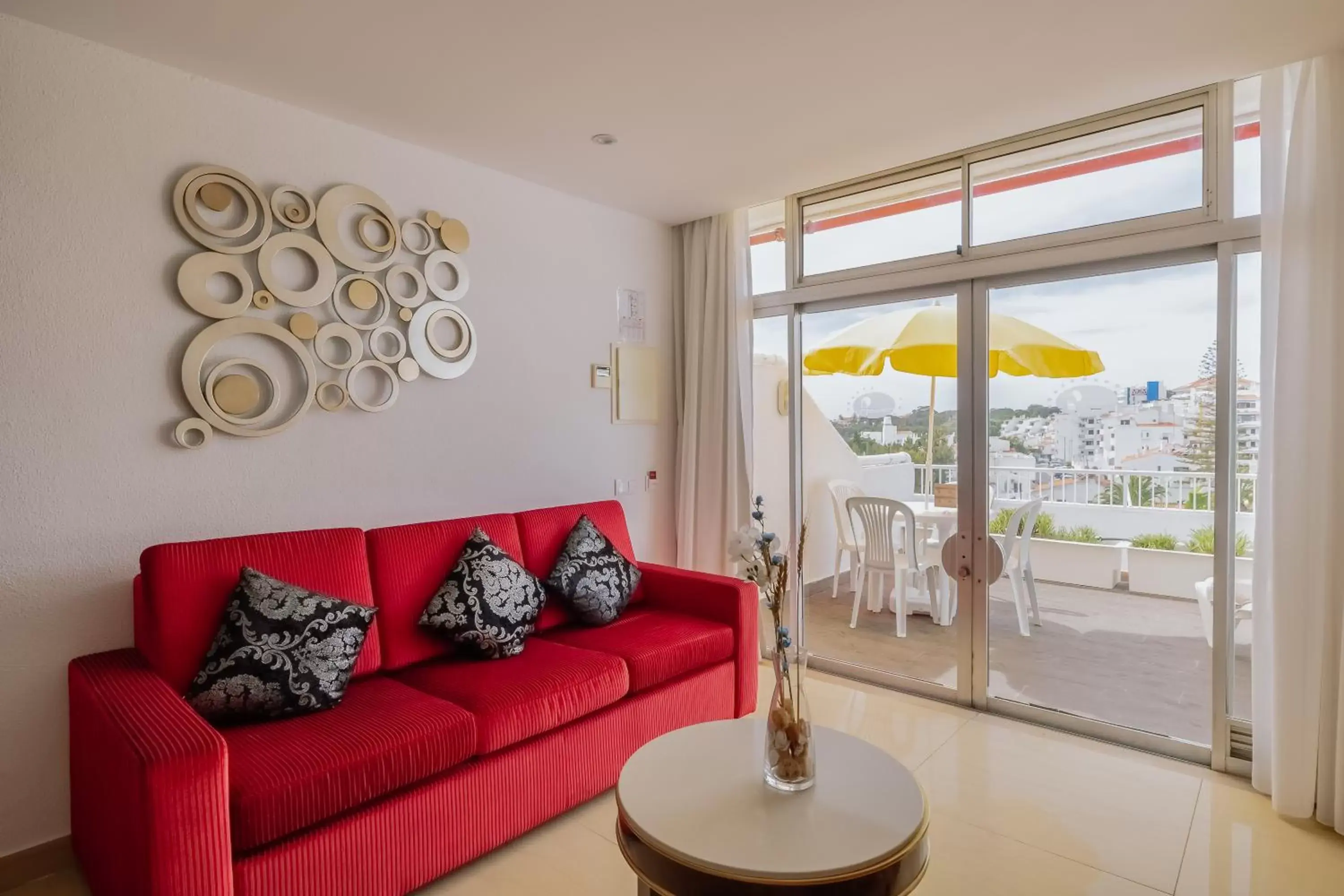 Living room, Seating Area in Muthu Clube Praia da Oura