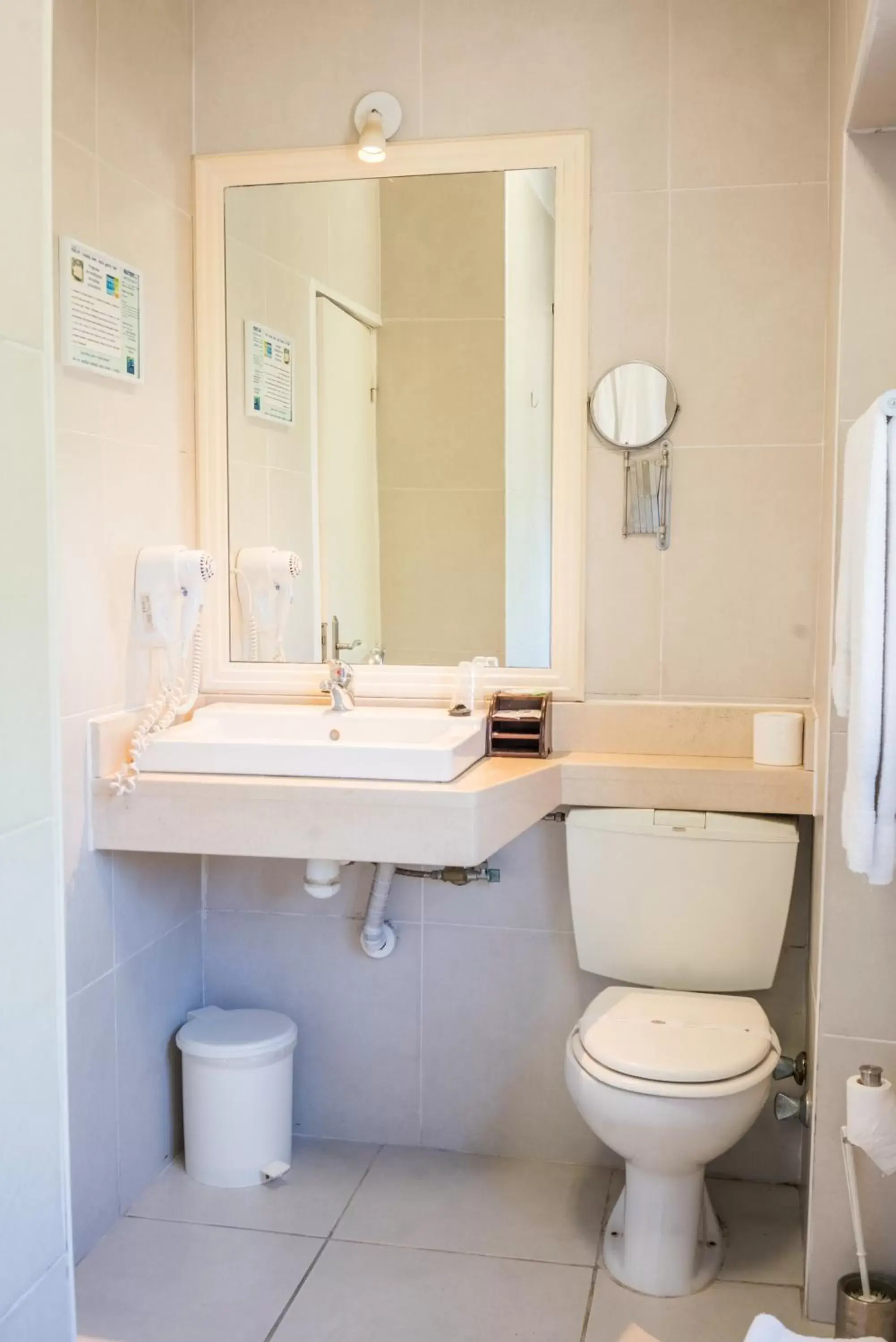 Bathroom in Hotel Residencial Alentejana