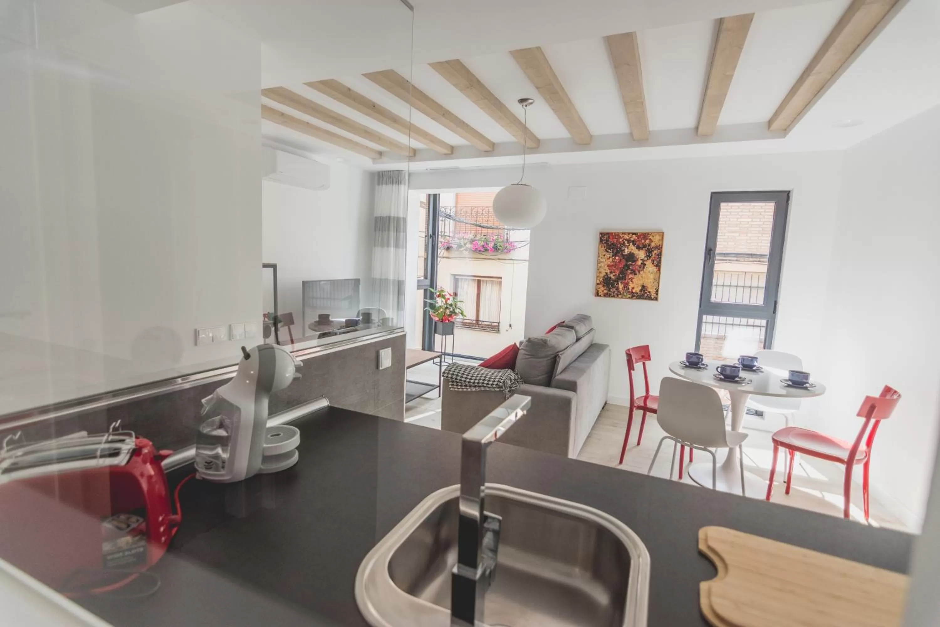 Kitchen or kitchenette in Slow León Apartamentos Turísticos