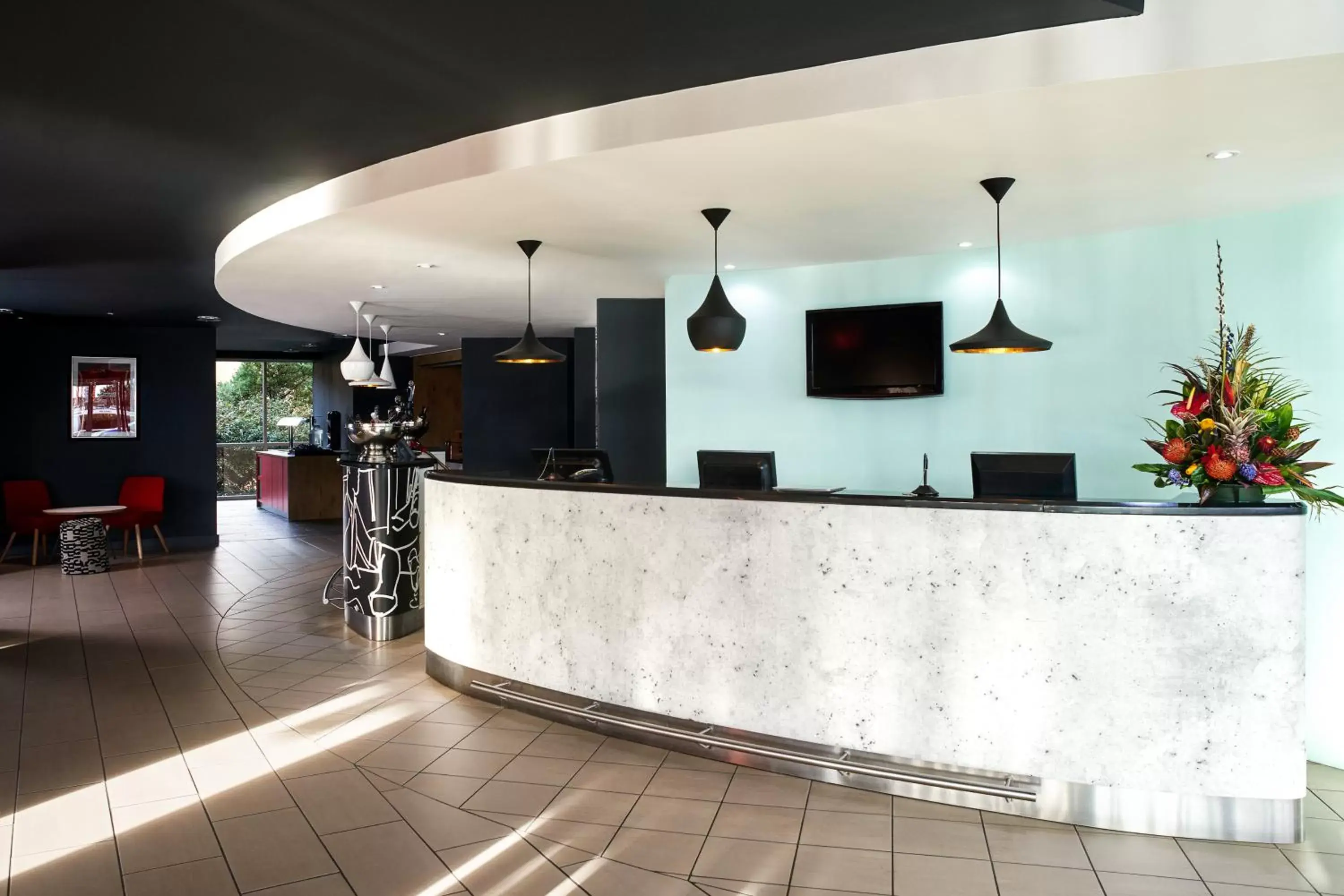 Lobby or reception, Lobby/Reception in ibis Swansea