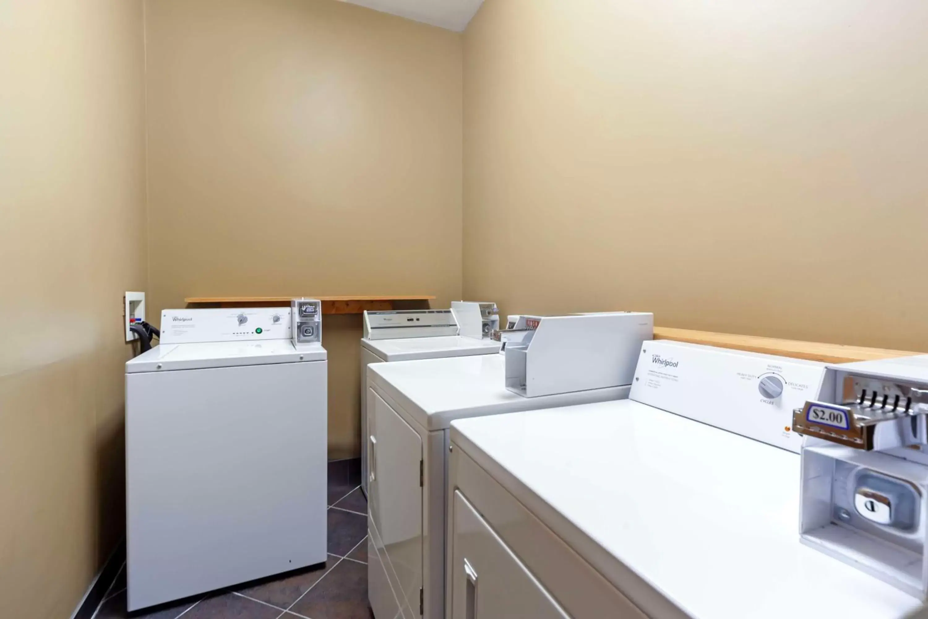 laundry, Kitchen/Kitchenette in Best Western Grande Prairie