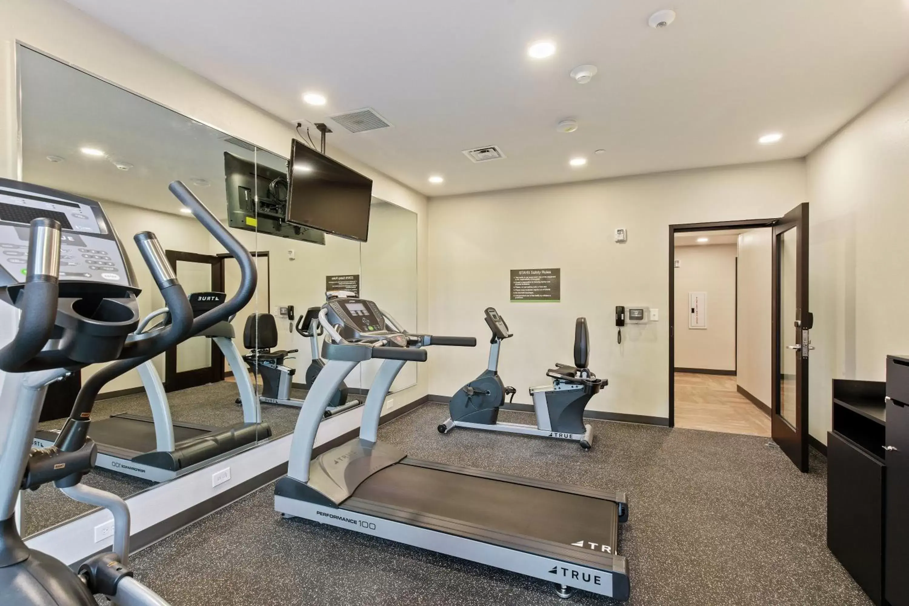 Fitness centre/facilities, Fitness Center/Facilities in Extended Stay America Premier Suites - Tampa - Fairgrounds - Casino
