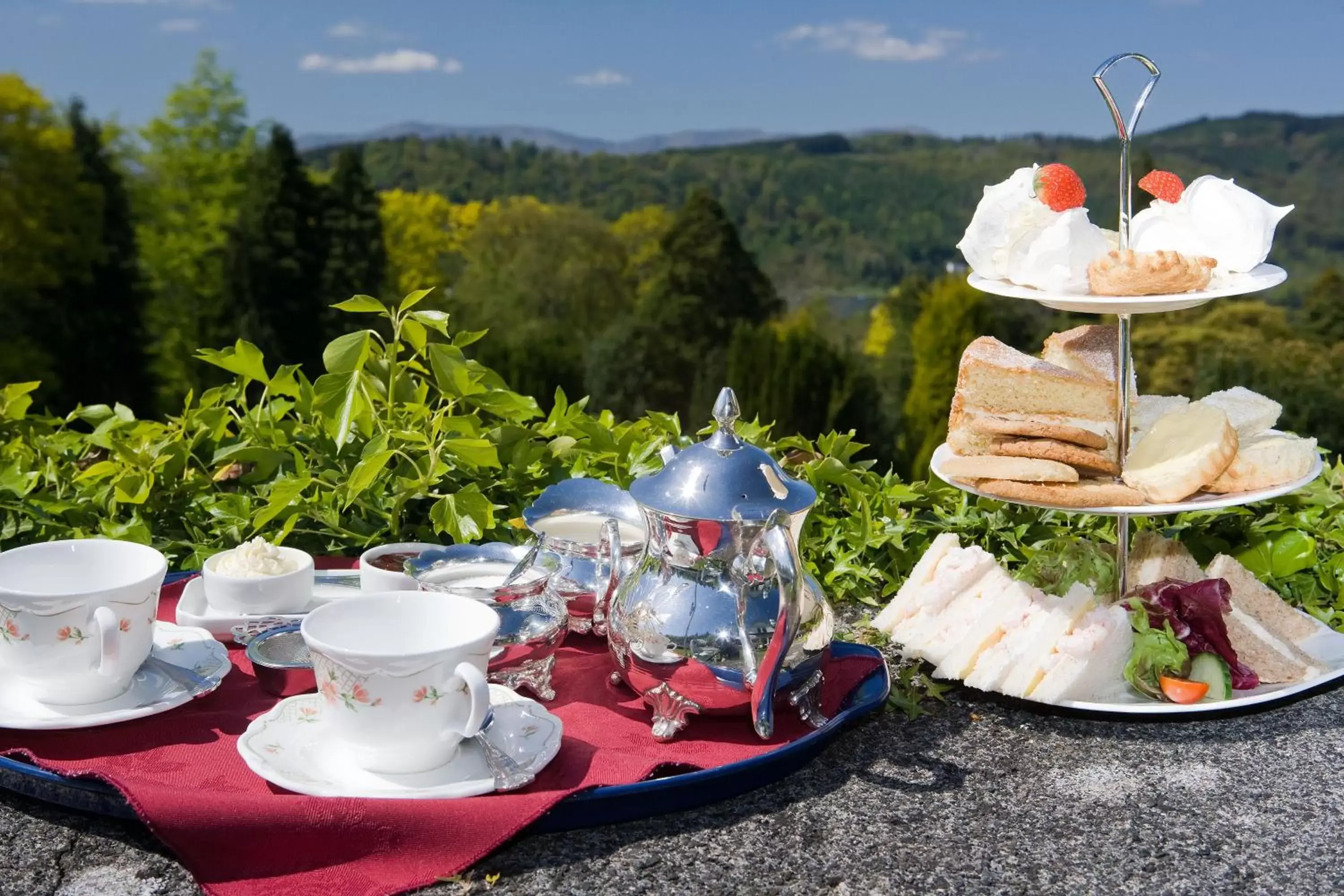 Food in Lindeth Fell Country House