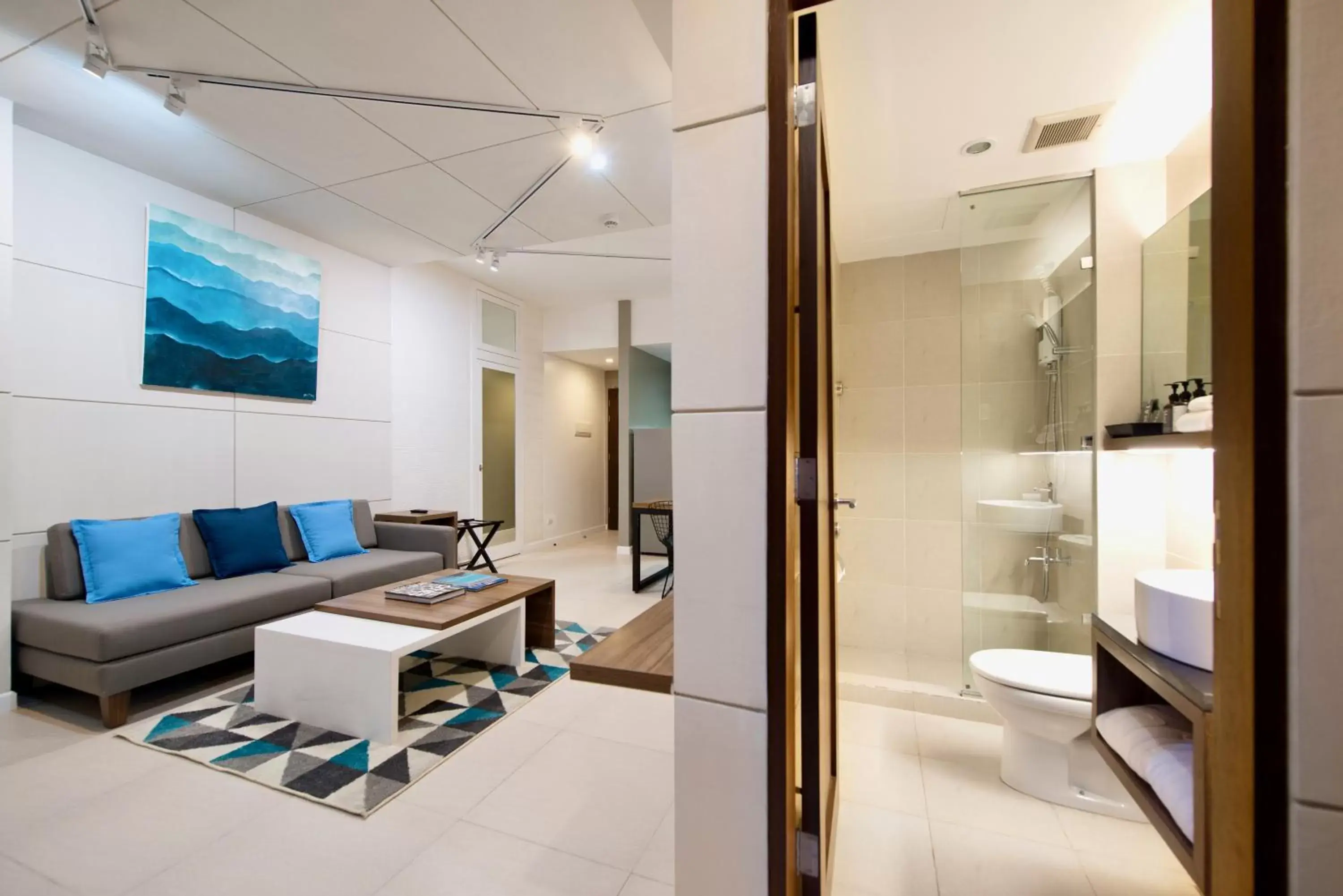 Bathroom in The Sphere Serviced Residences Managed by HII