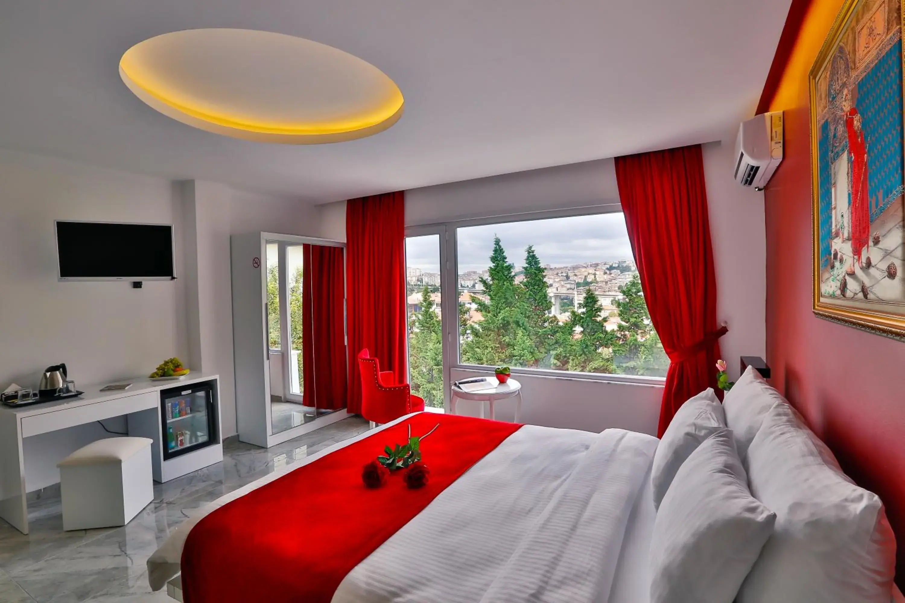 Photo of the whole room in Bellezza Hotel Ortakoy