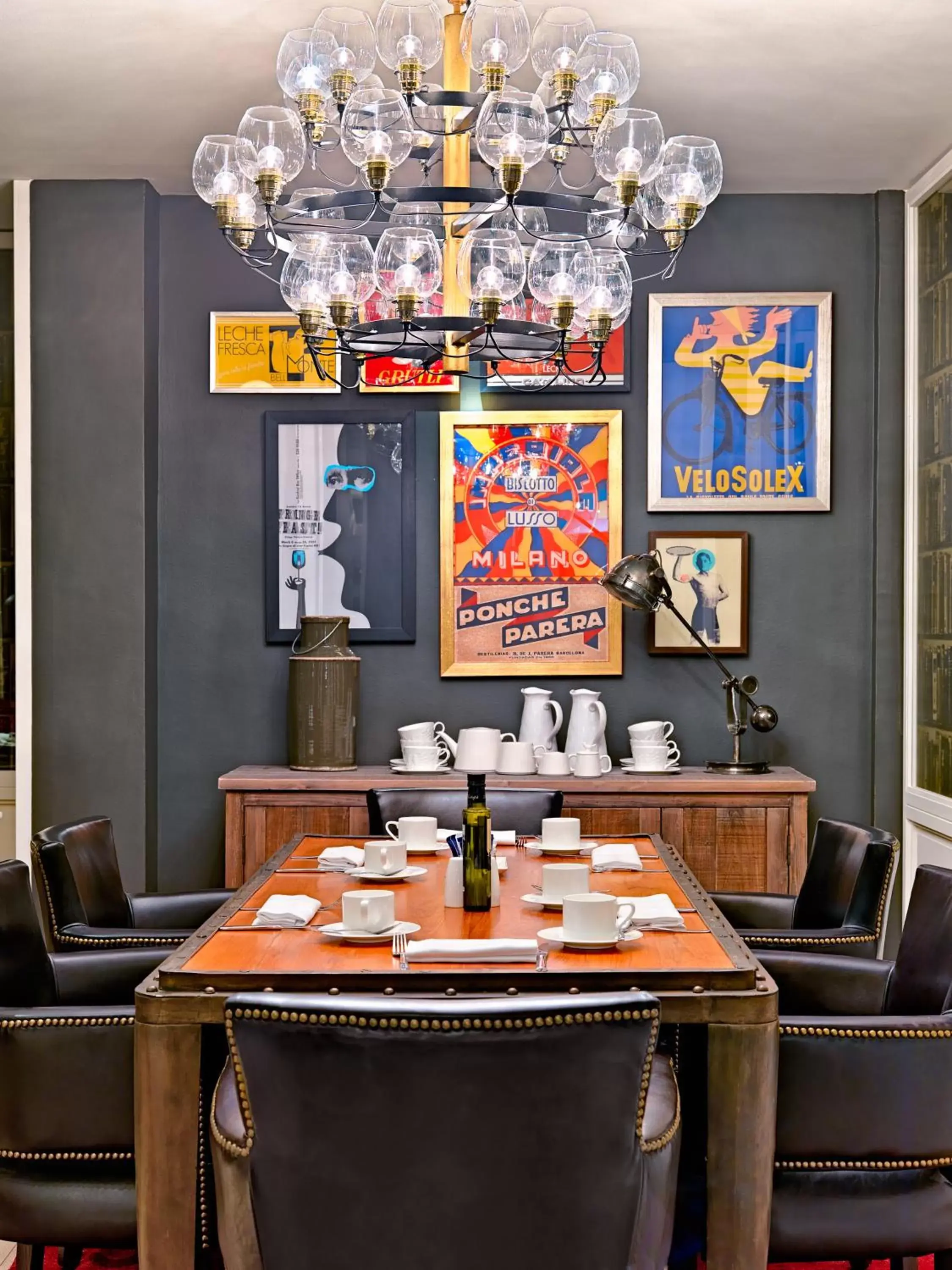 Restaurant/Places to Eat in Boutique Hotel H10 Montcada